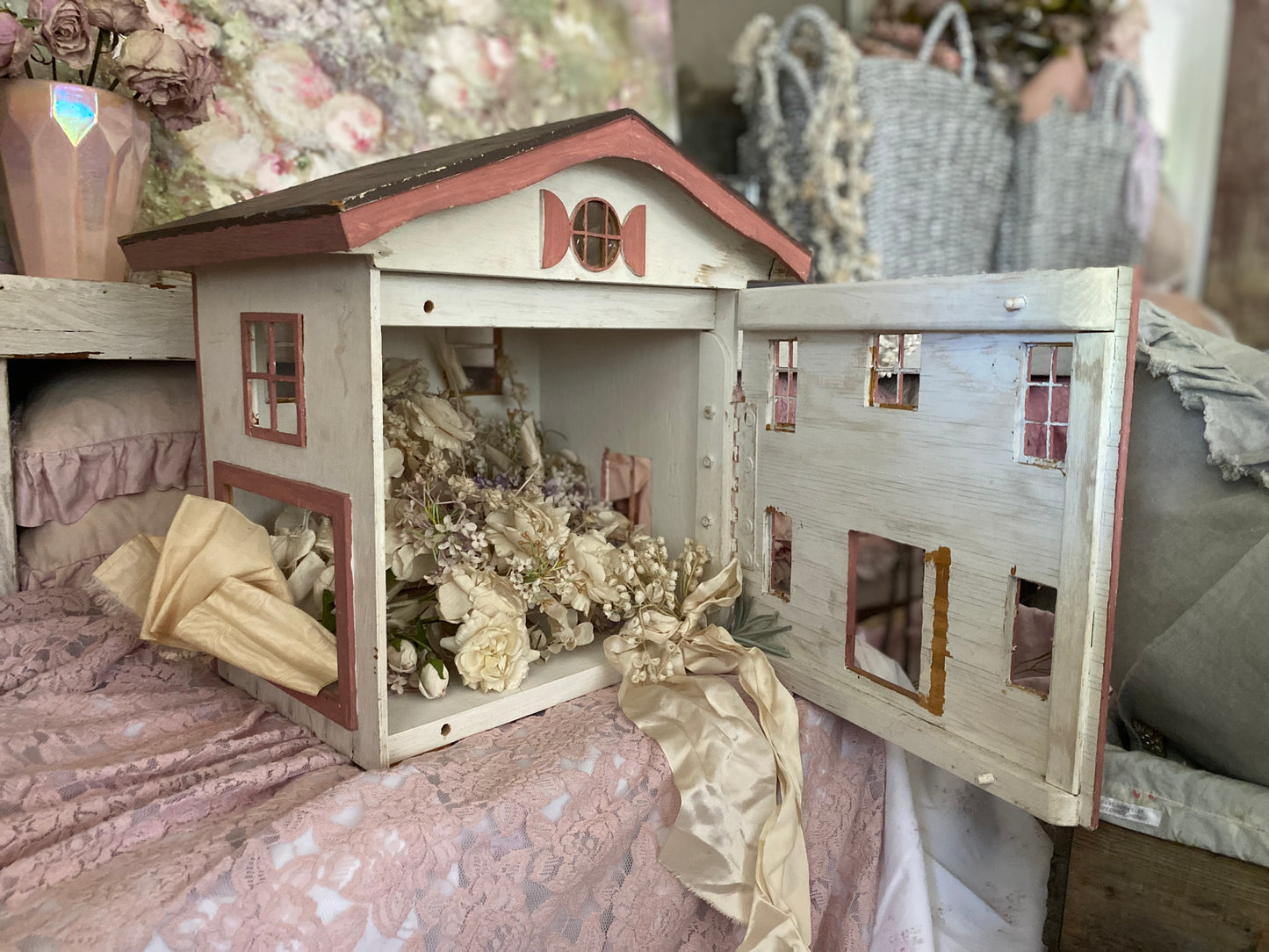 Vintage Rose Cottage Doll House