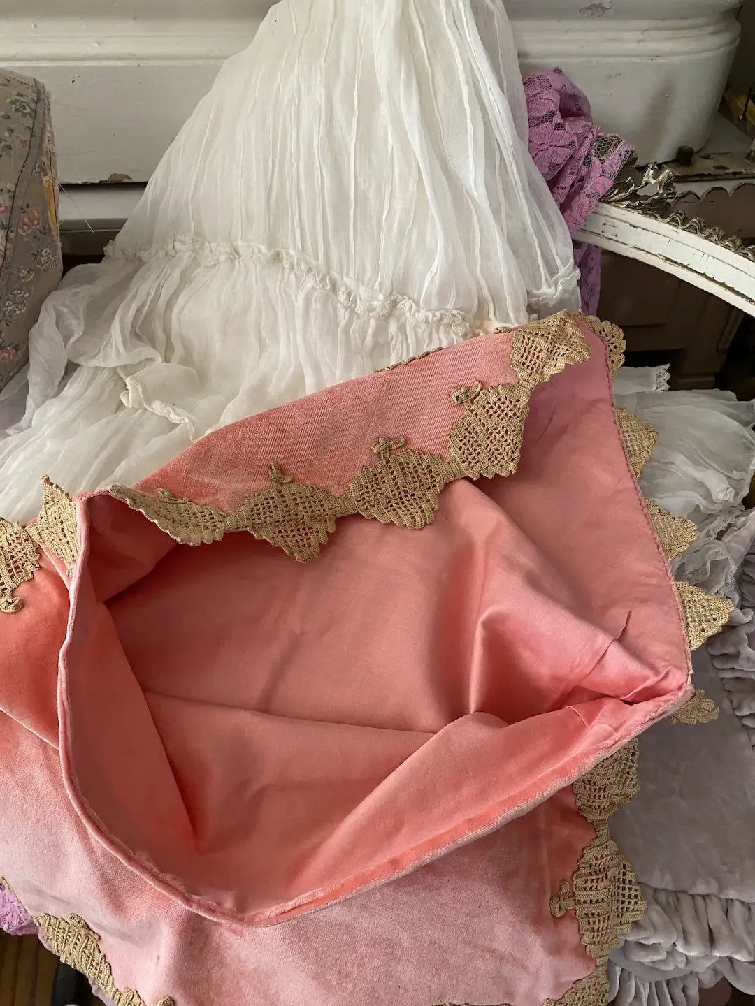 Antique Coral Velvet Lingerie Holder Lace Butterly
