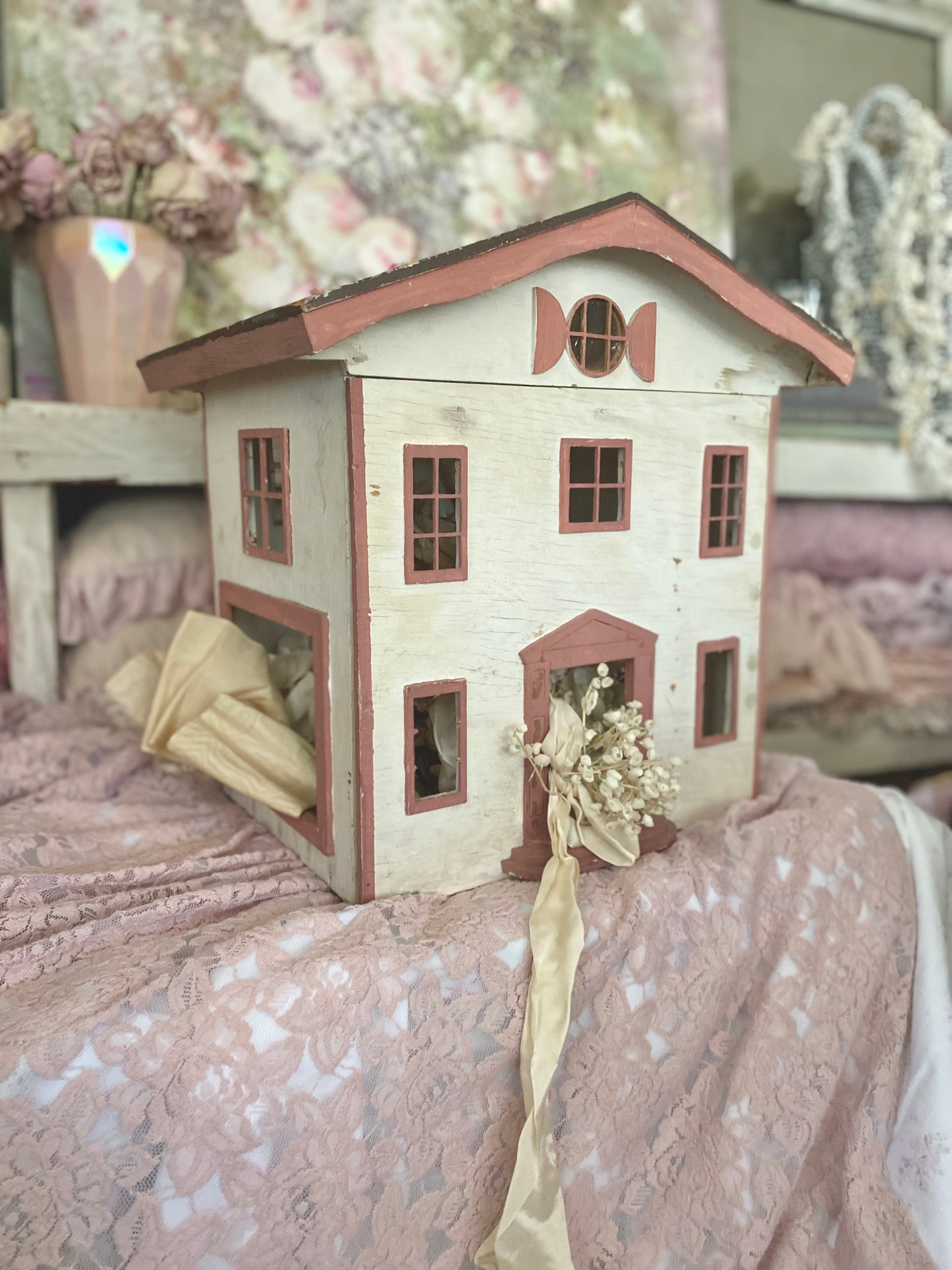 Vintage Rose Cottage Doll House