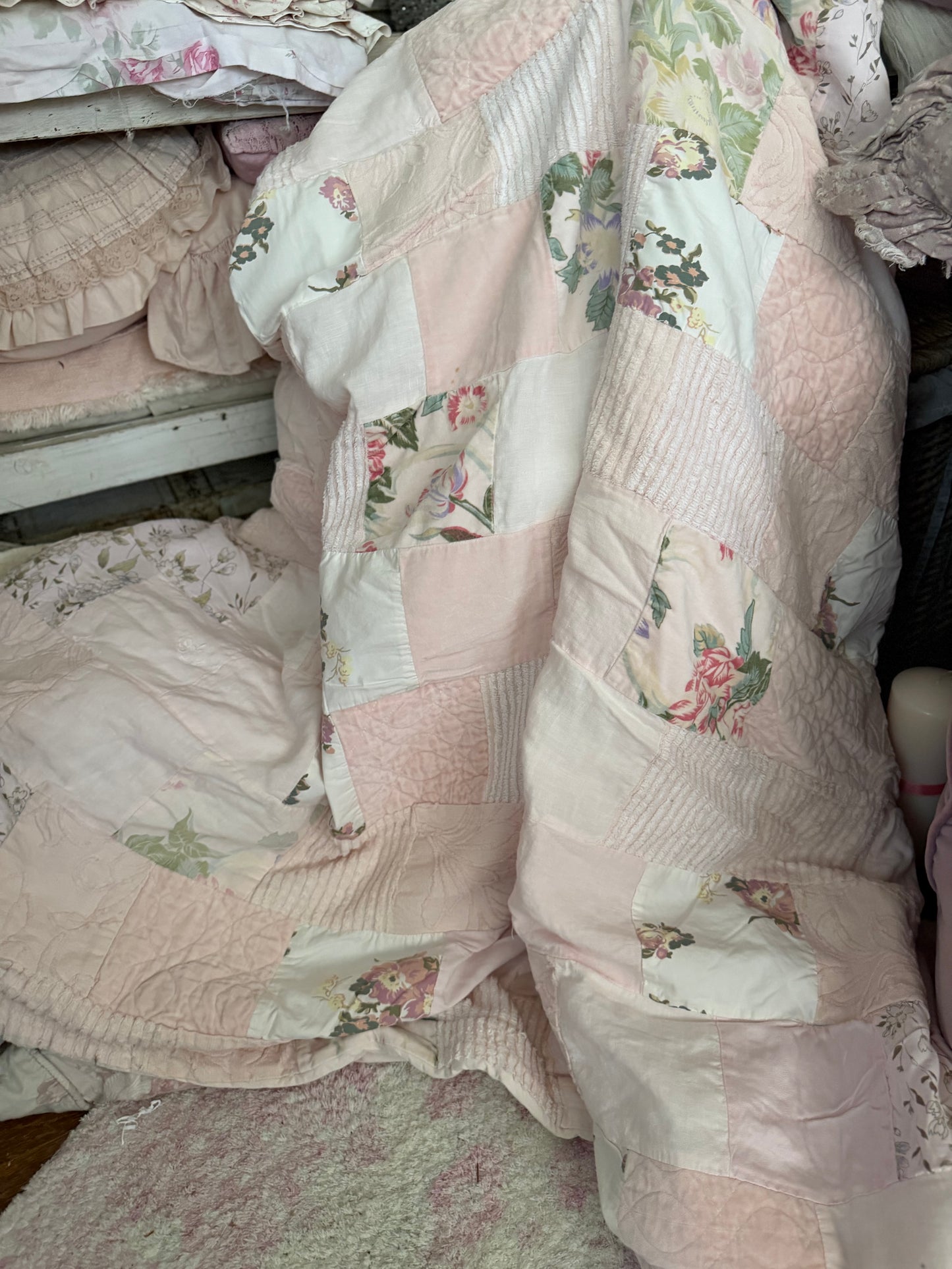 Bella Notte Pink Personal Comforter Quilt