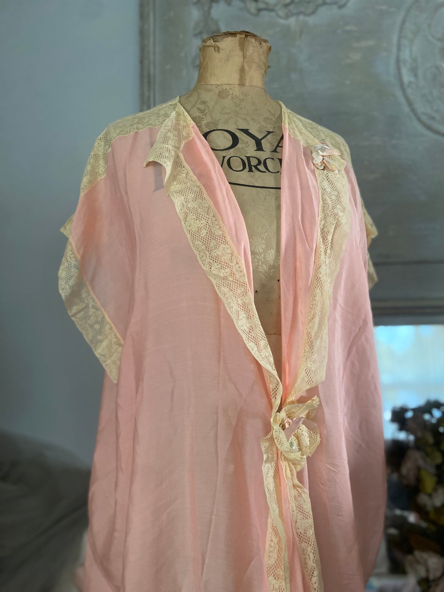 Antique 1920s Pink Silk Ribbonwork Dressing Gown