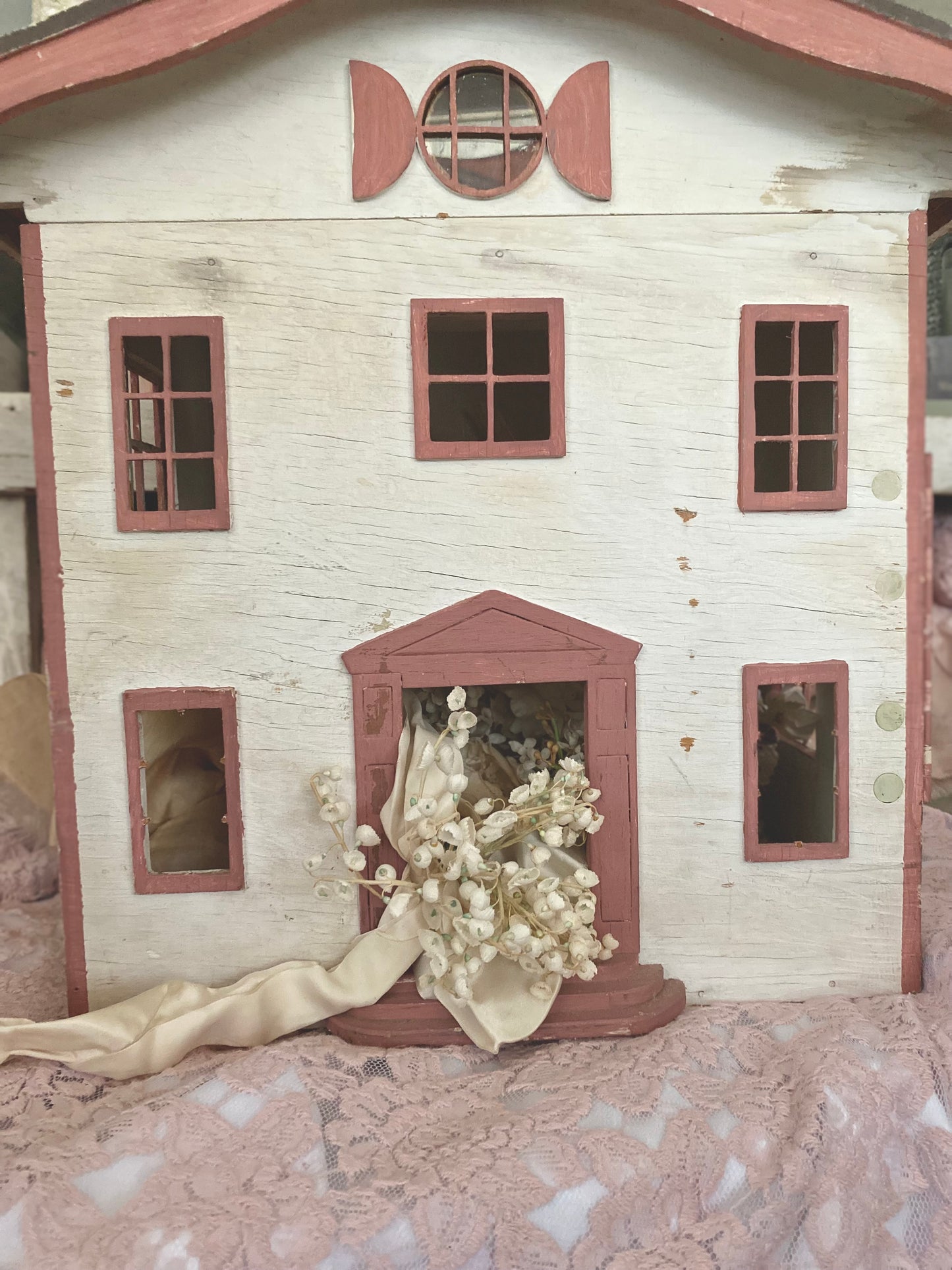 Vintage Rose Cottage Doll House
