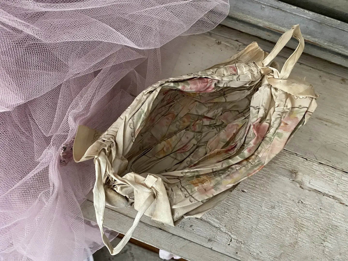 Antique 1920s Pink Floral Ribbon Bag Holder