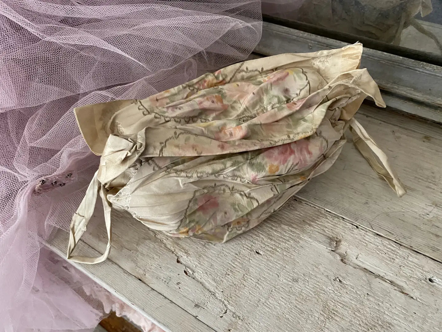 Antique 1920s Pink Floral Ribbon Bag Holder