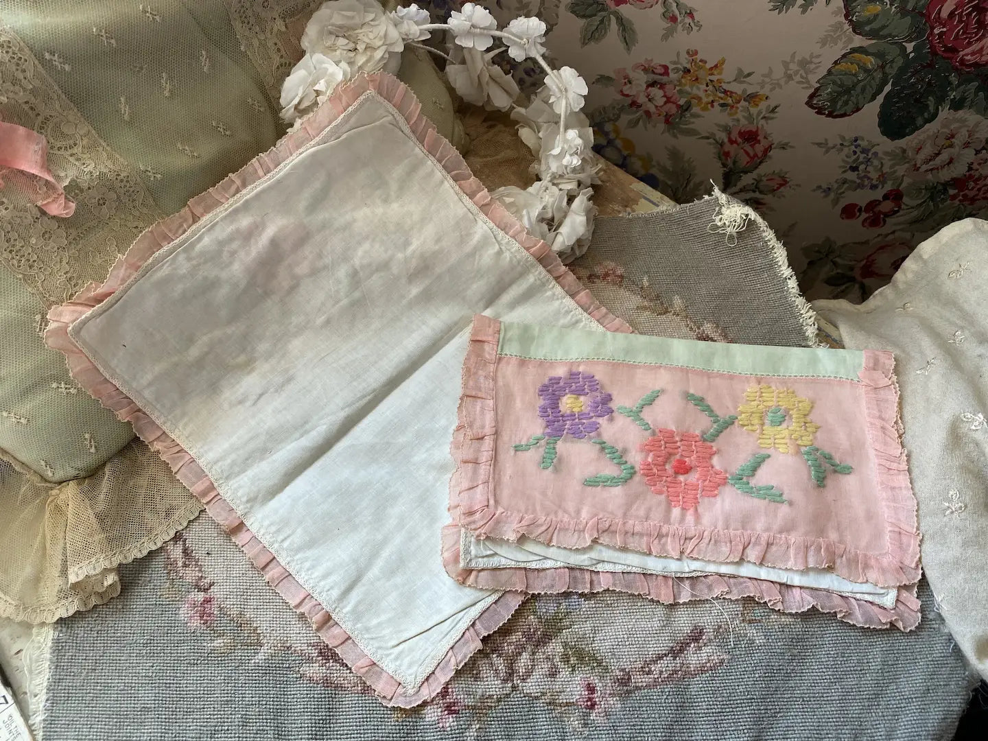 Pair Vintage Pink Ruffled Hankie Holders