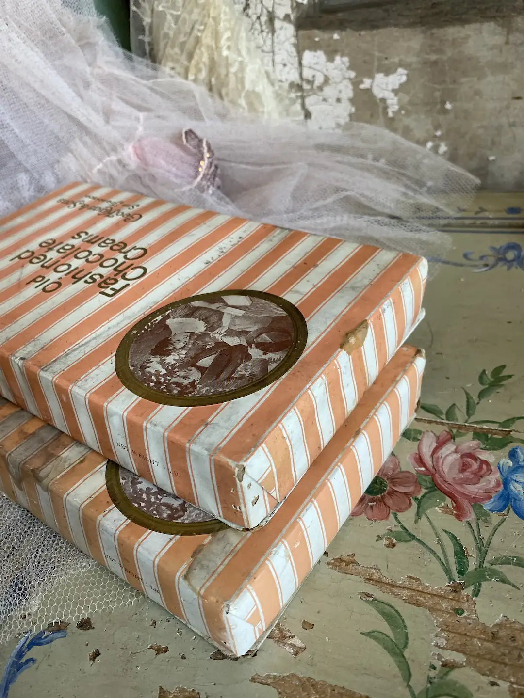 Set Vintage Chocolate Candy Box