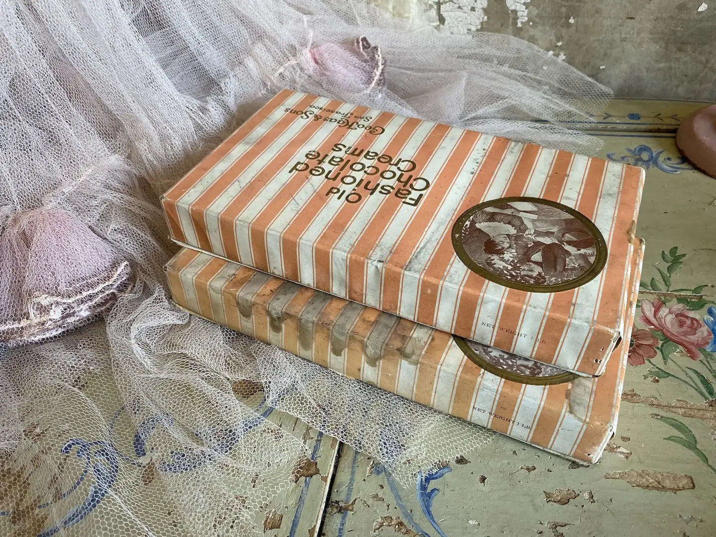Set Vintage Chocolate Candy Box