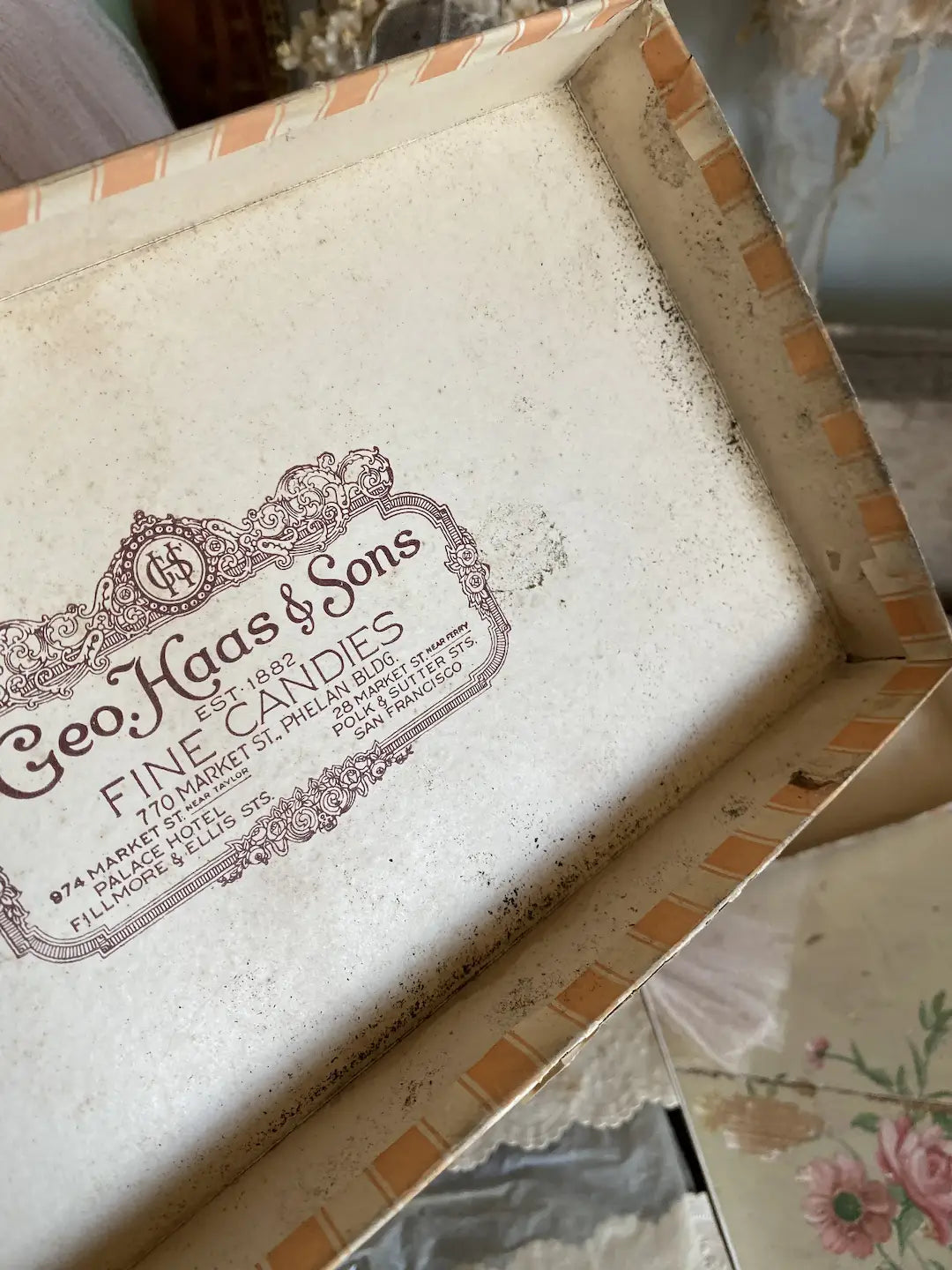 Set Vintage Chocolate Candy Box