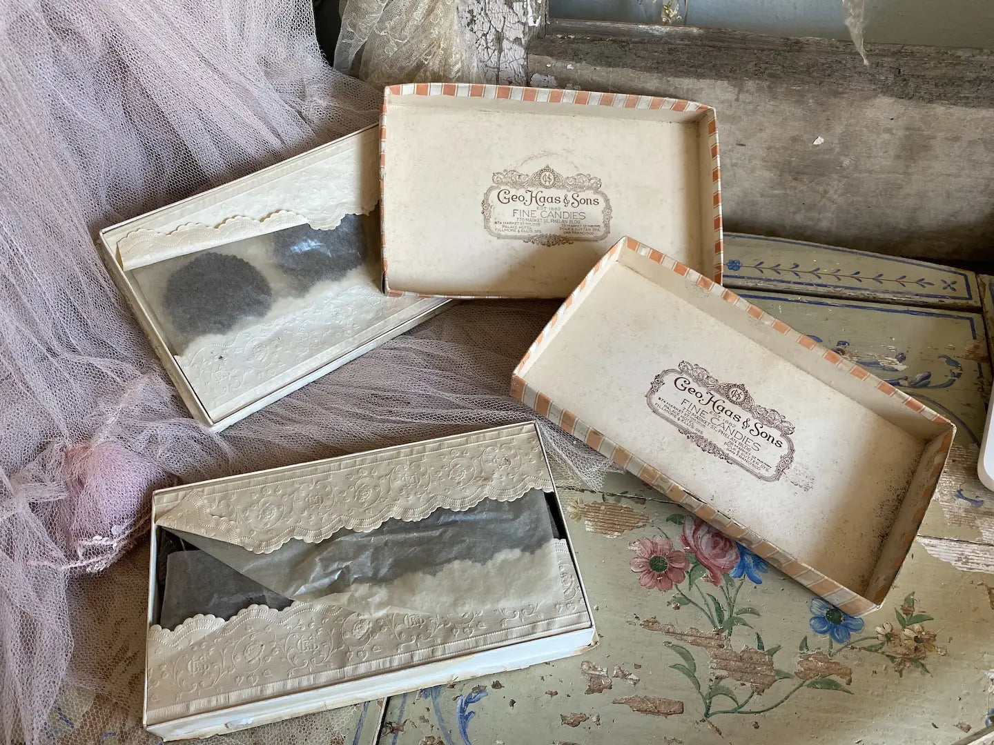 Set Vintage Chocolate Candy Box