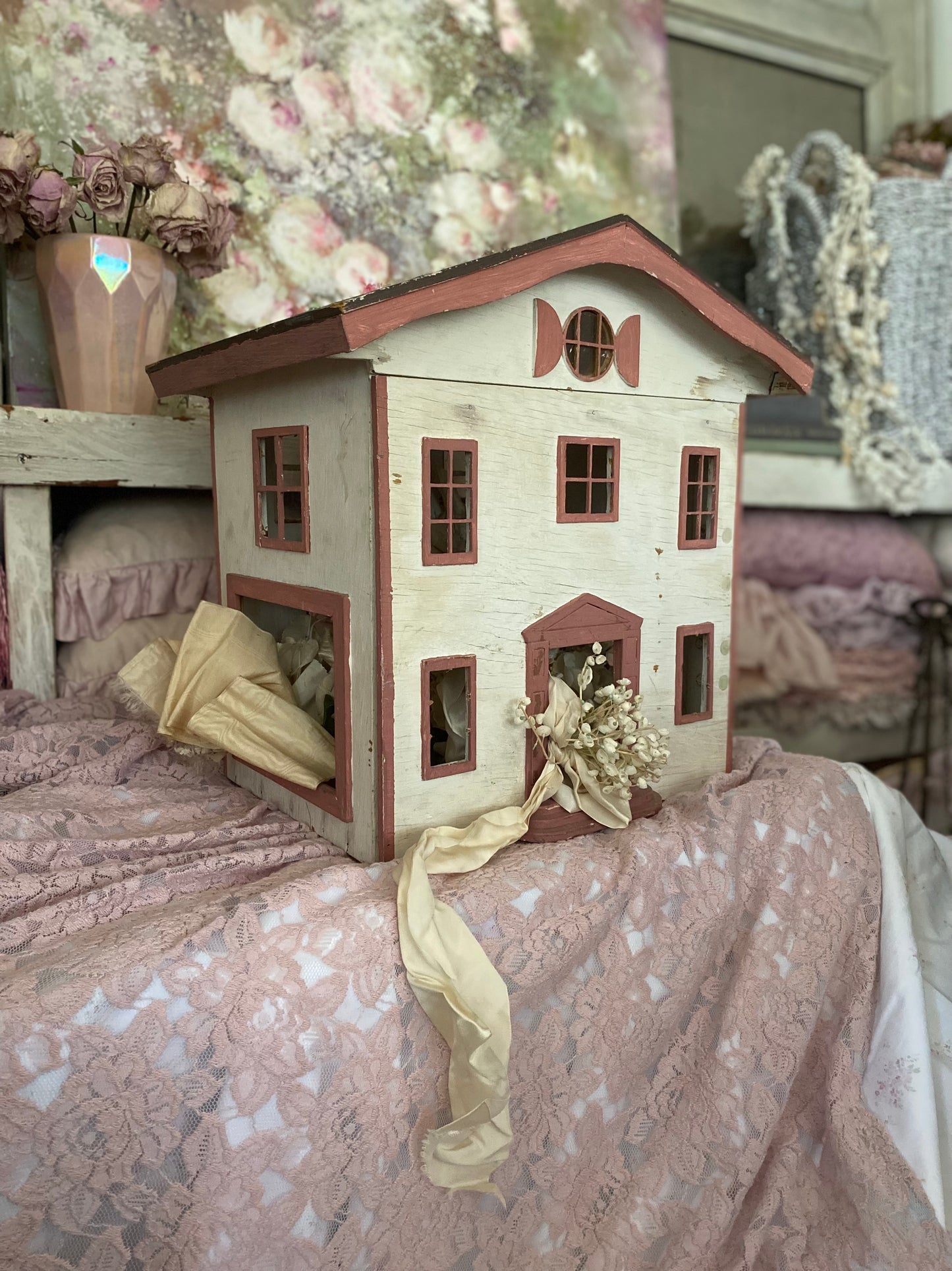 Vintage Rose Cottage Doll House
