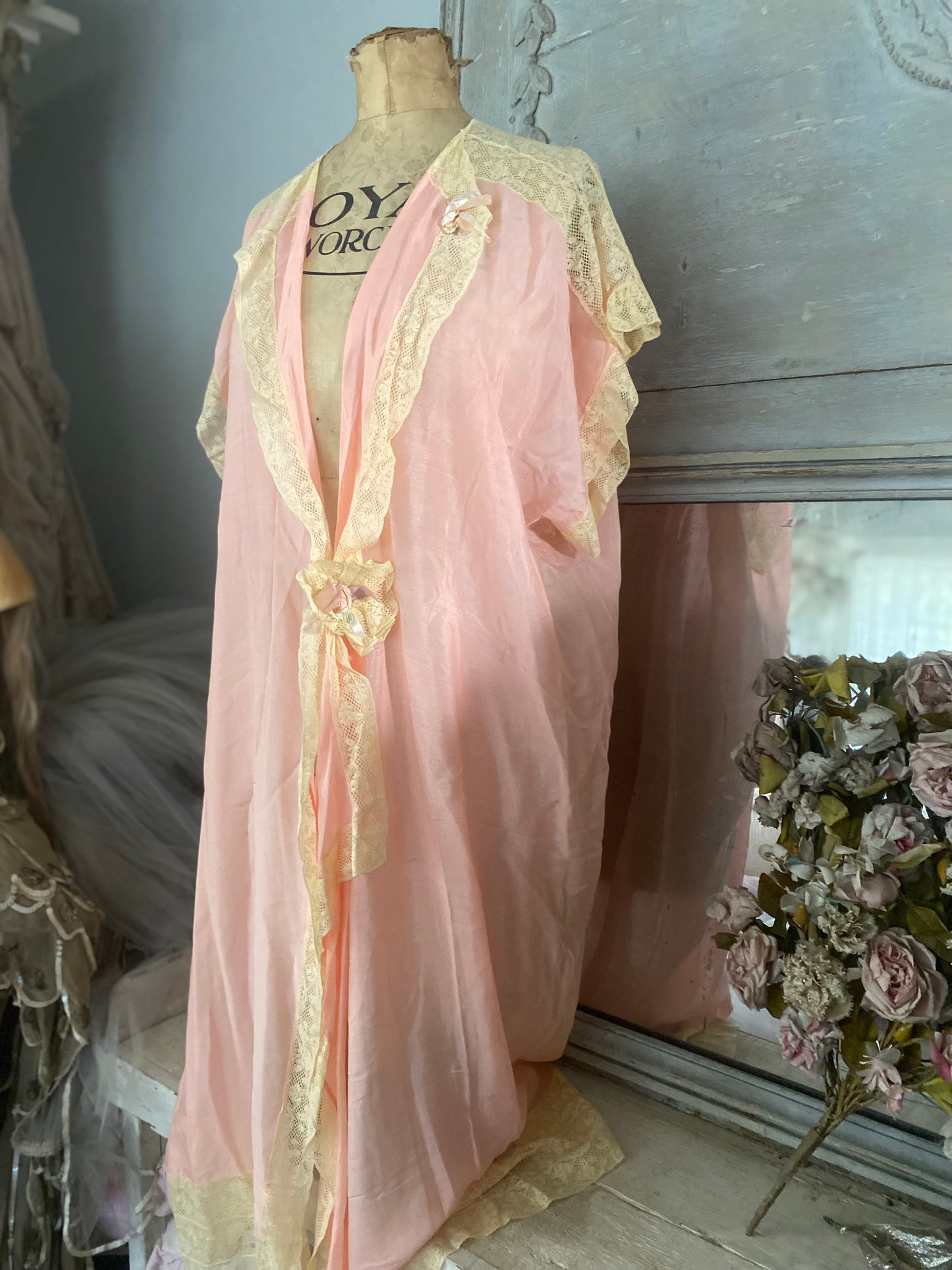 Antique 1920s Pink Silk Ribbonwork Dressing Gown