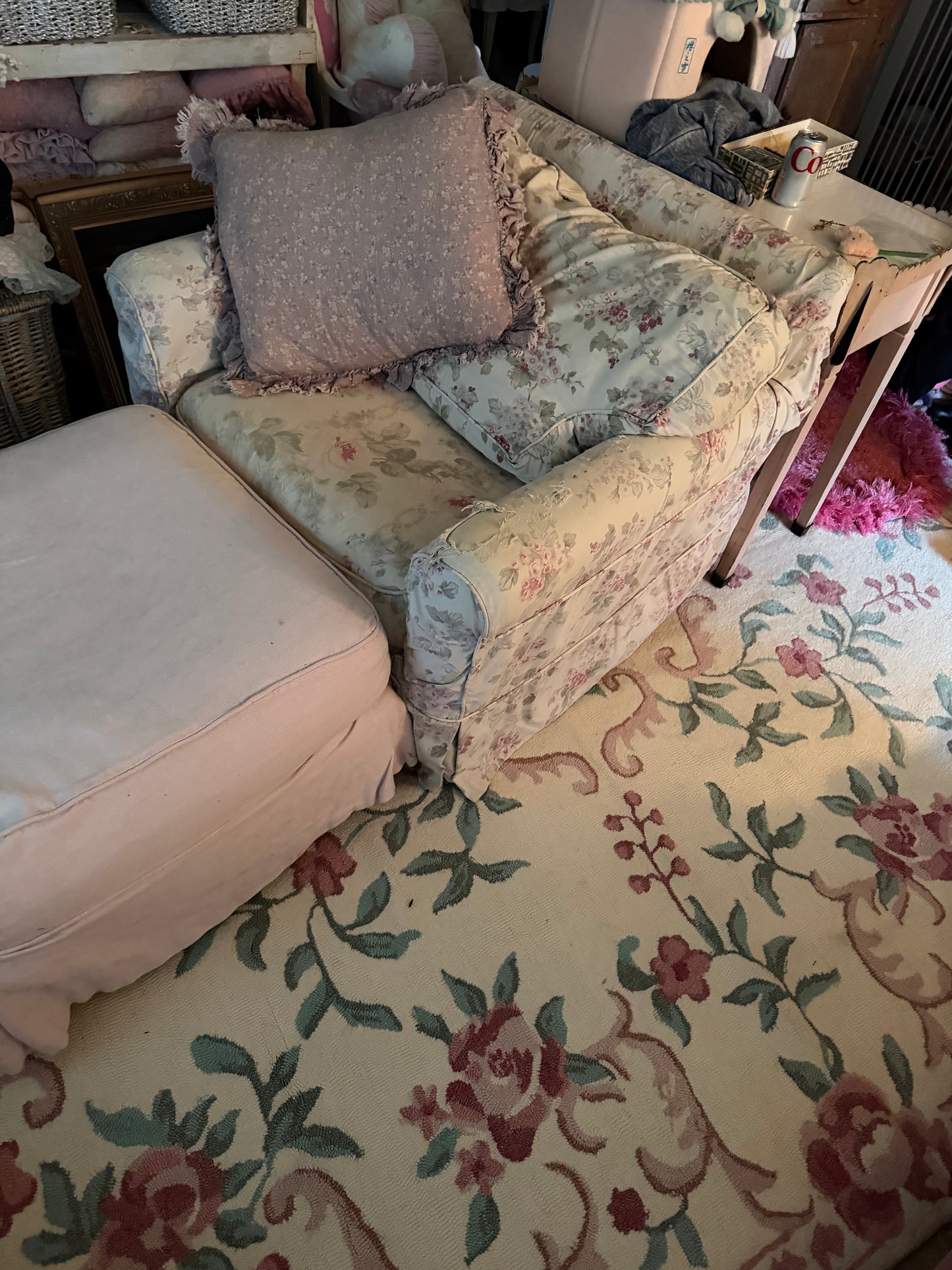 LOVESHACKFANCY Pottery Barn 8x10 Pink Medallion Rug