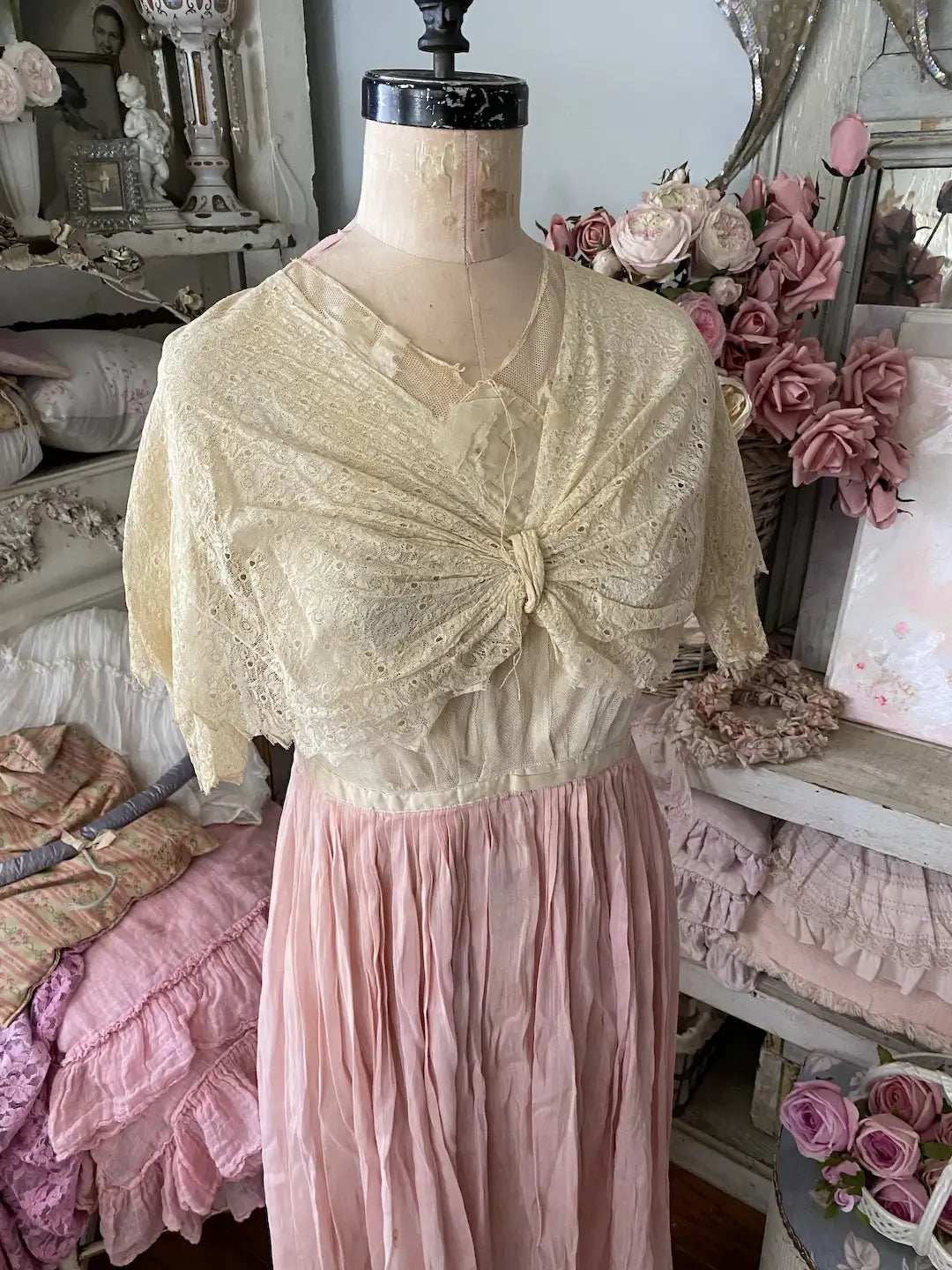 Antique Edwardian Dress Pale Pink Lace