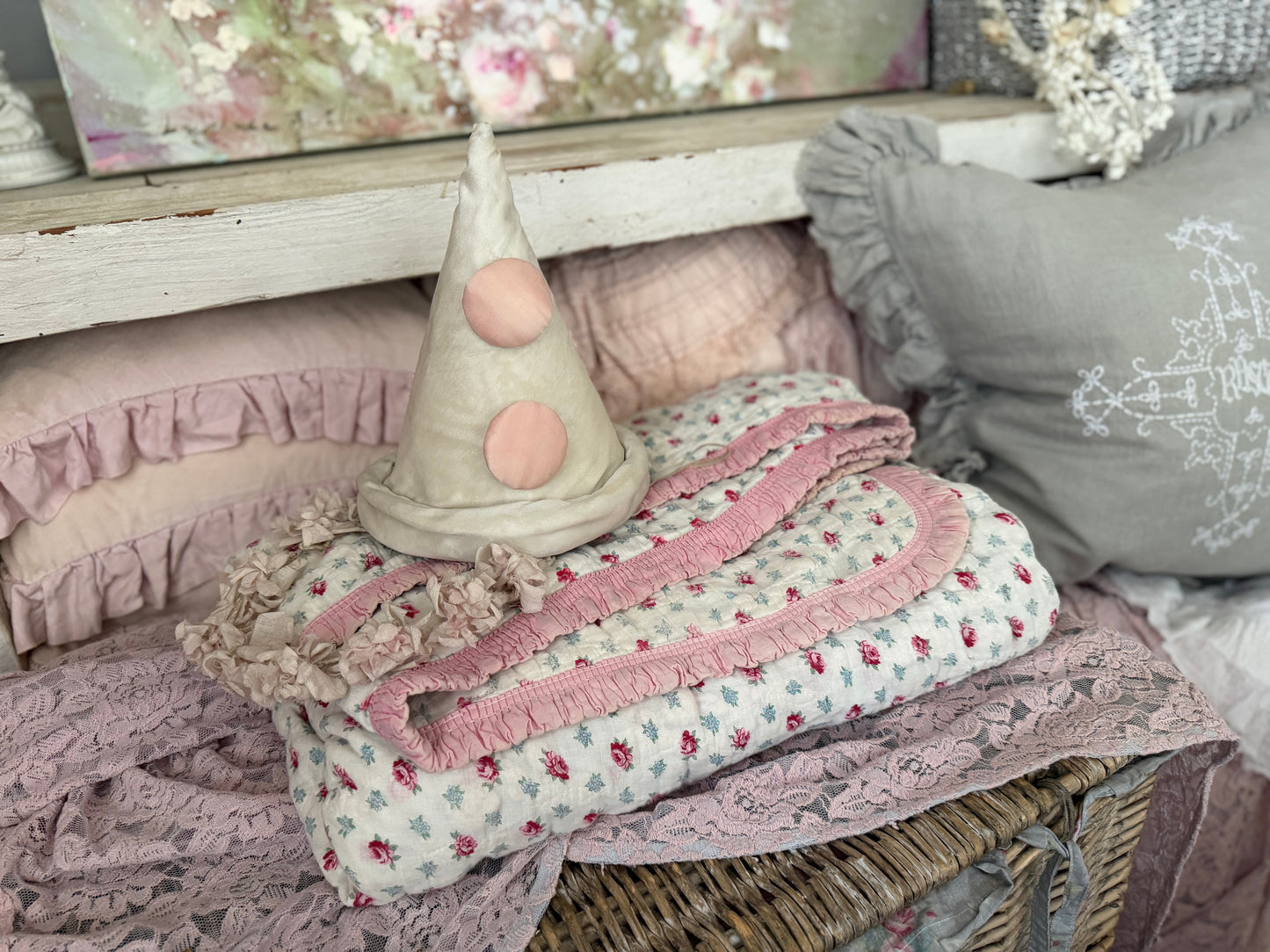 Vintage Pink Rose Ruffed Blanket