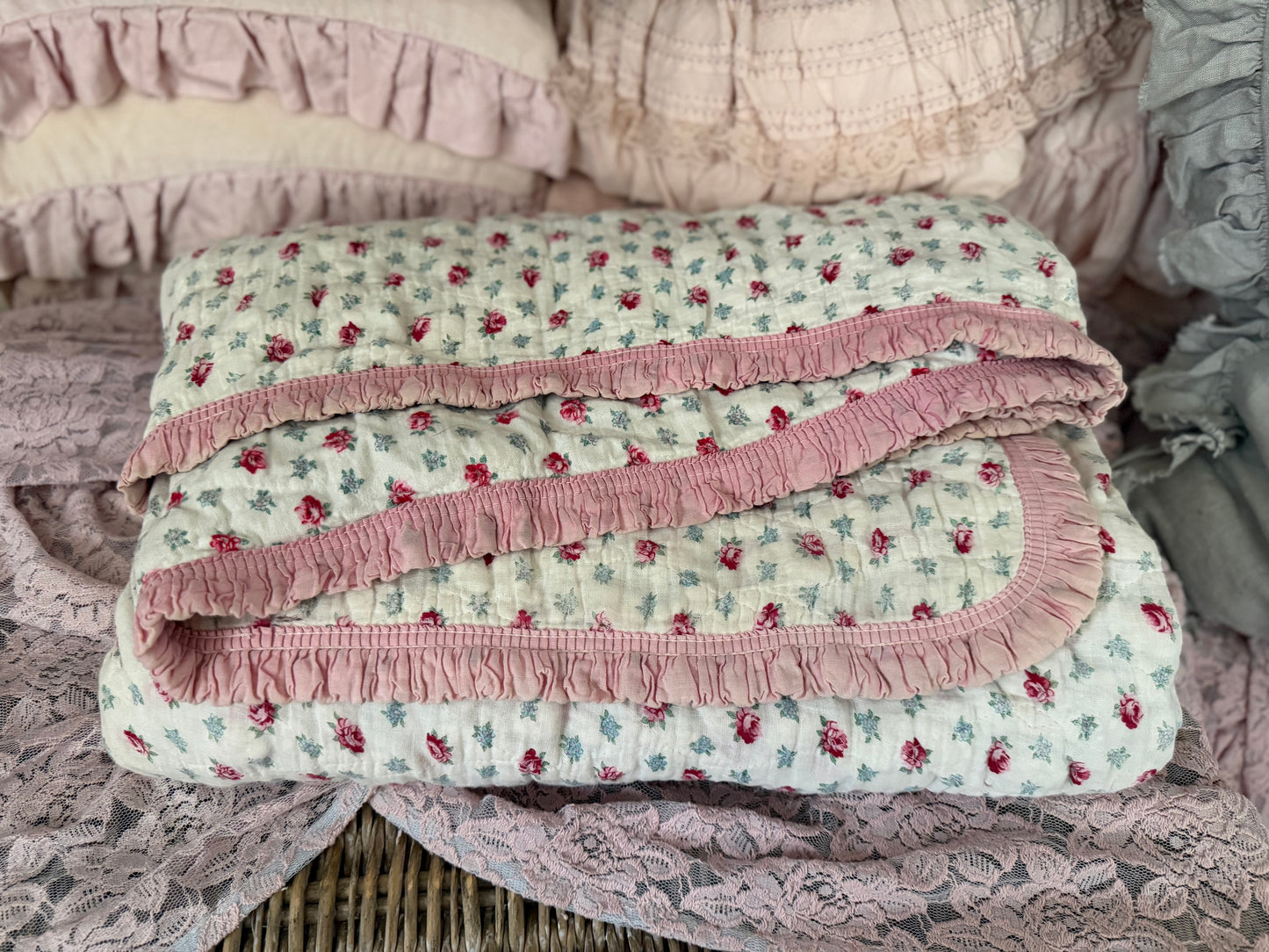 Vintage Pink Rose Ruffed Blanket