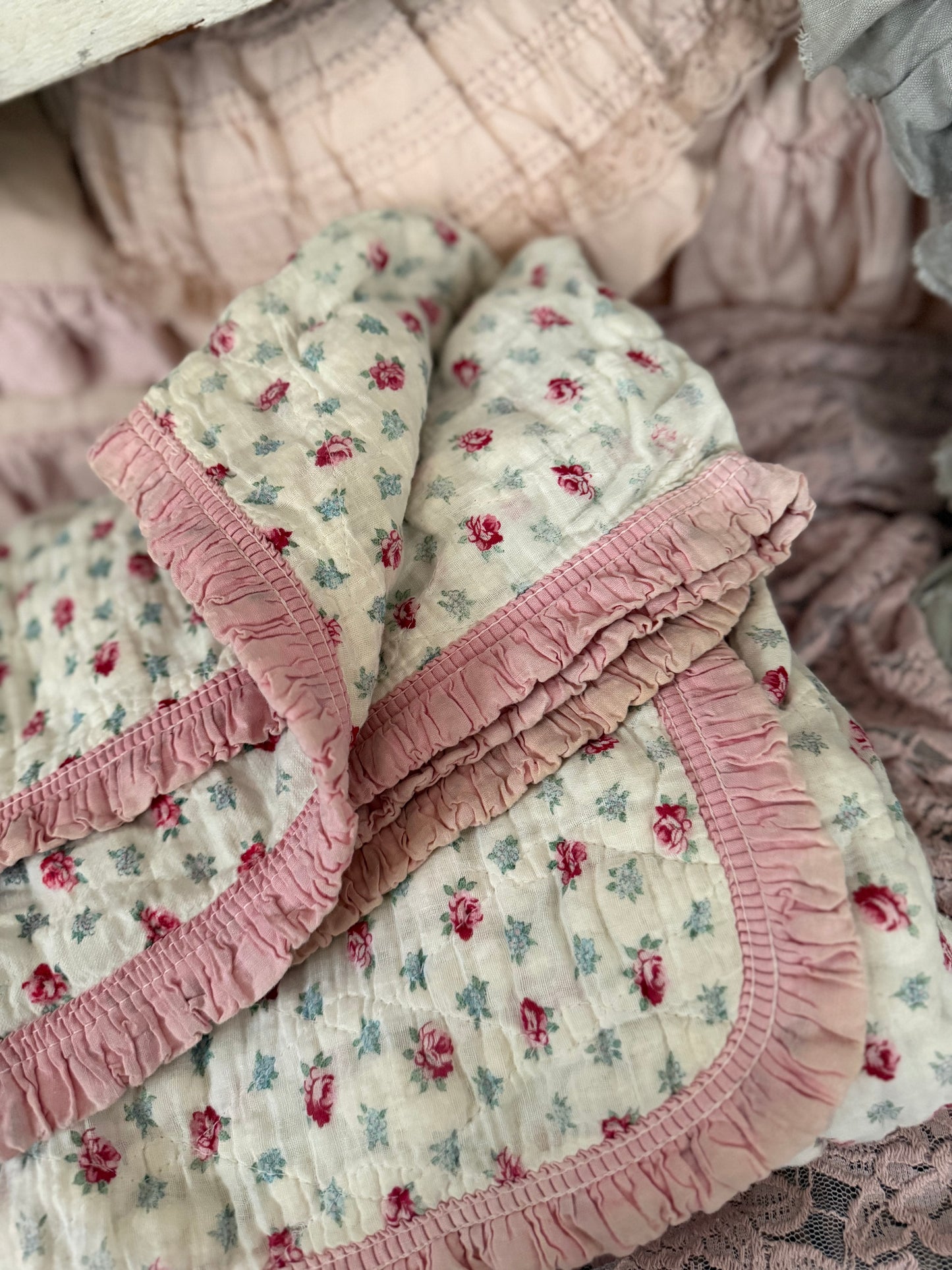 Vintage Pink Rose Ruffed Blanket