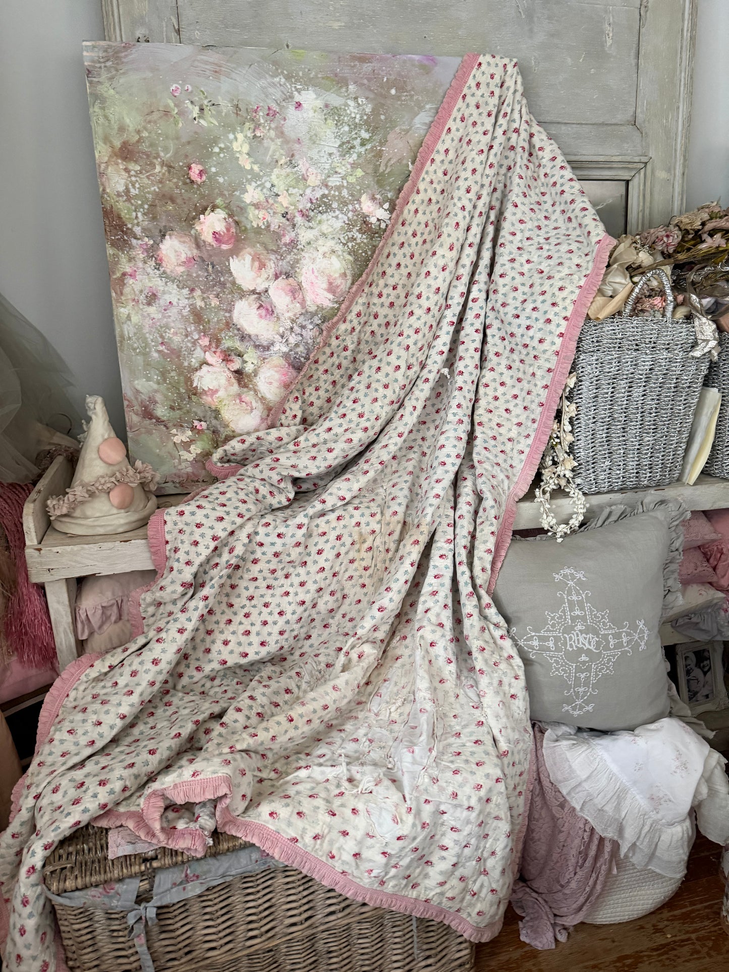 Vintage Pink Rose Ruffed Blanket