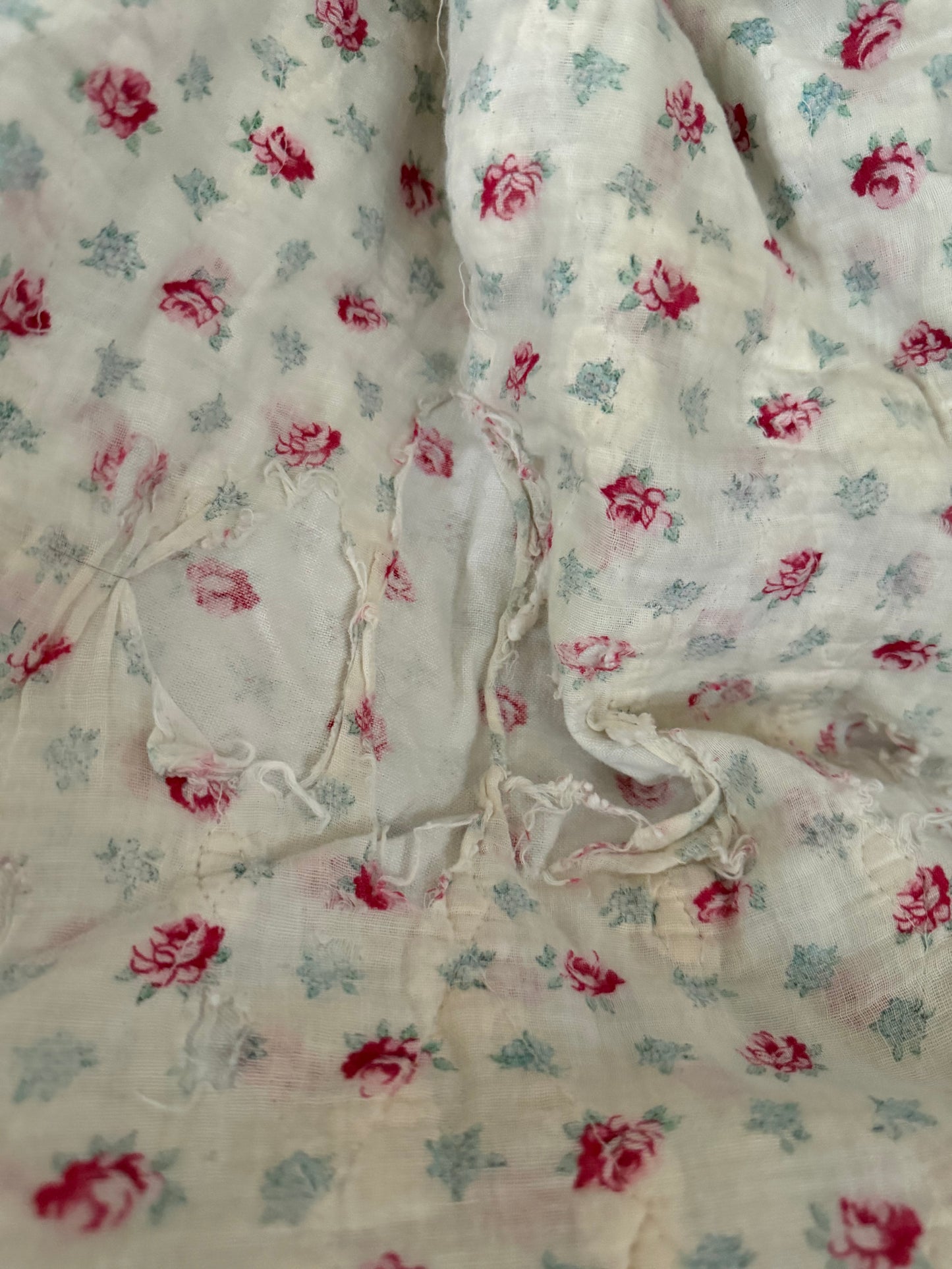 Vintage Pink Rose Ruffed Blanket