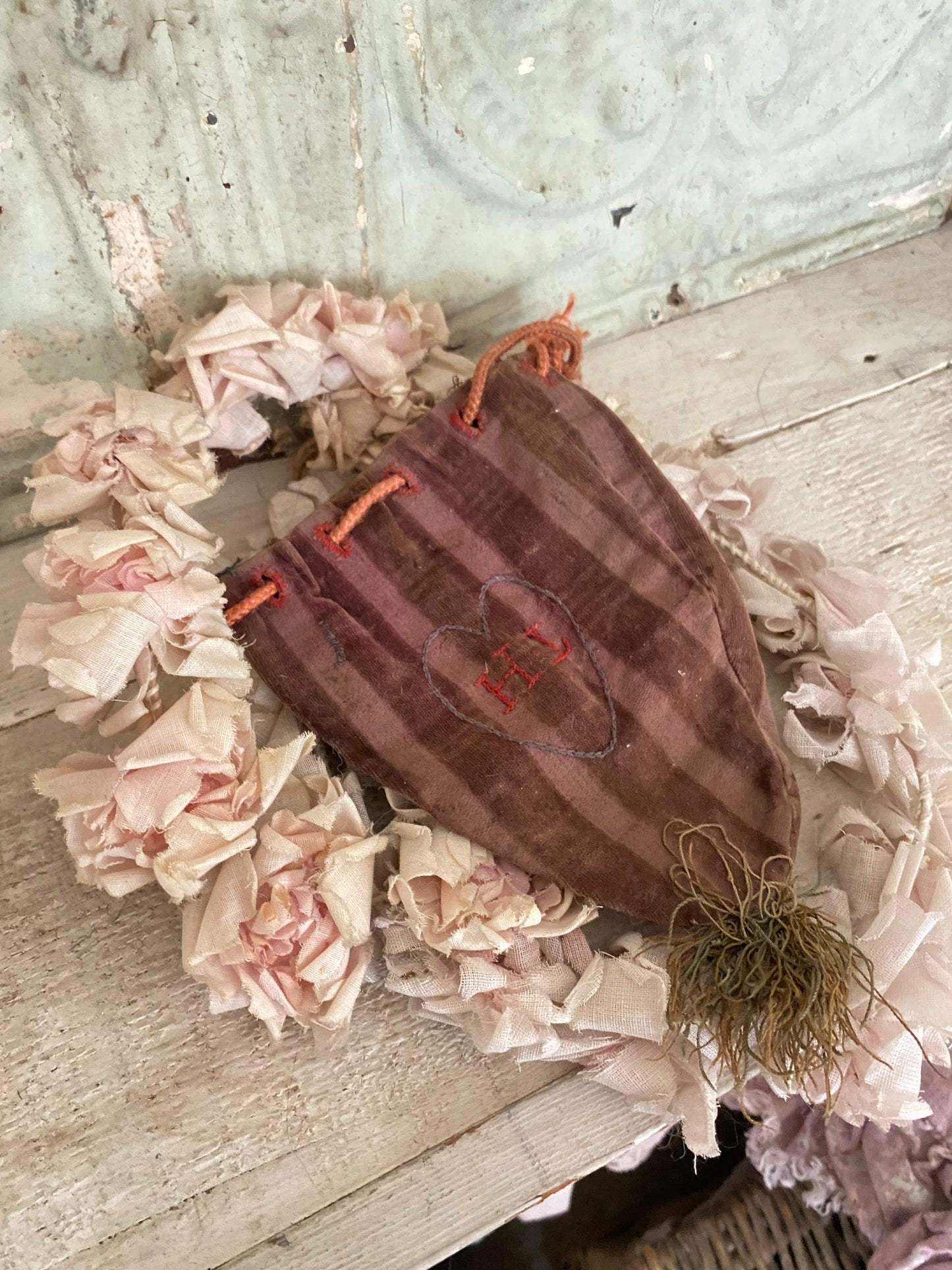 Antique c1790 Velvet Heart Pouch