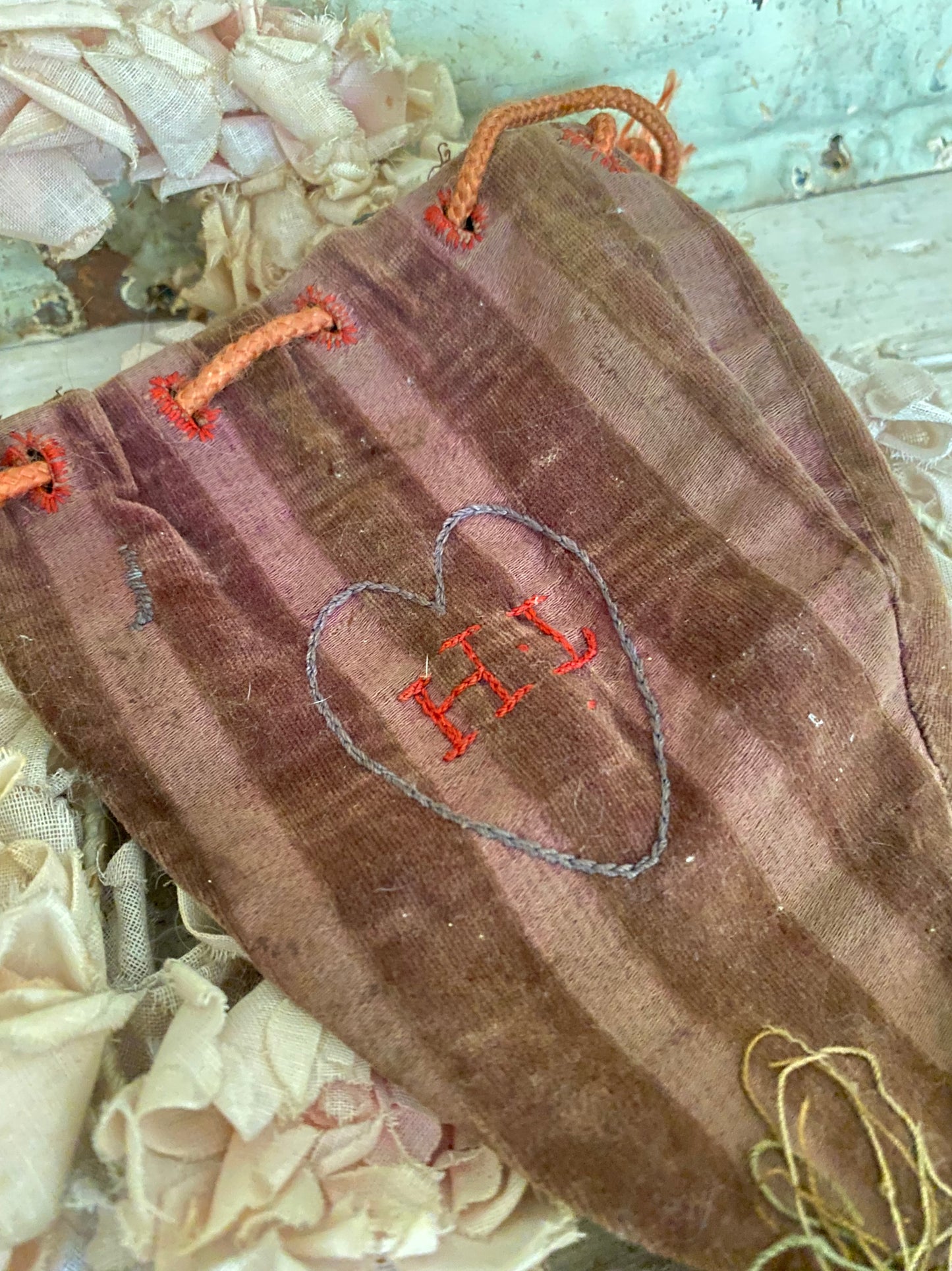 Antique c1790 Velvet Heart Pouch