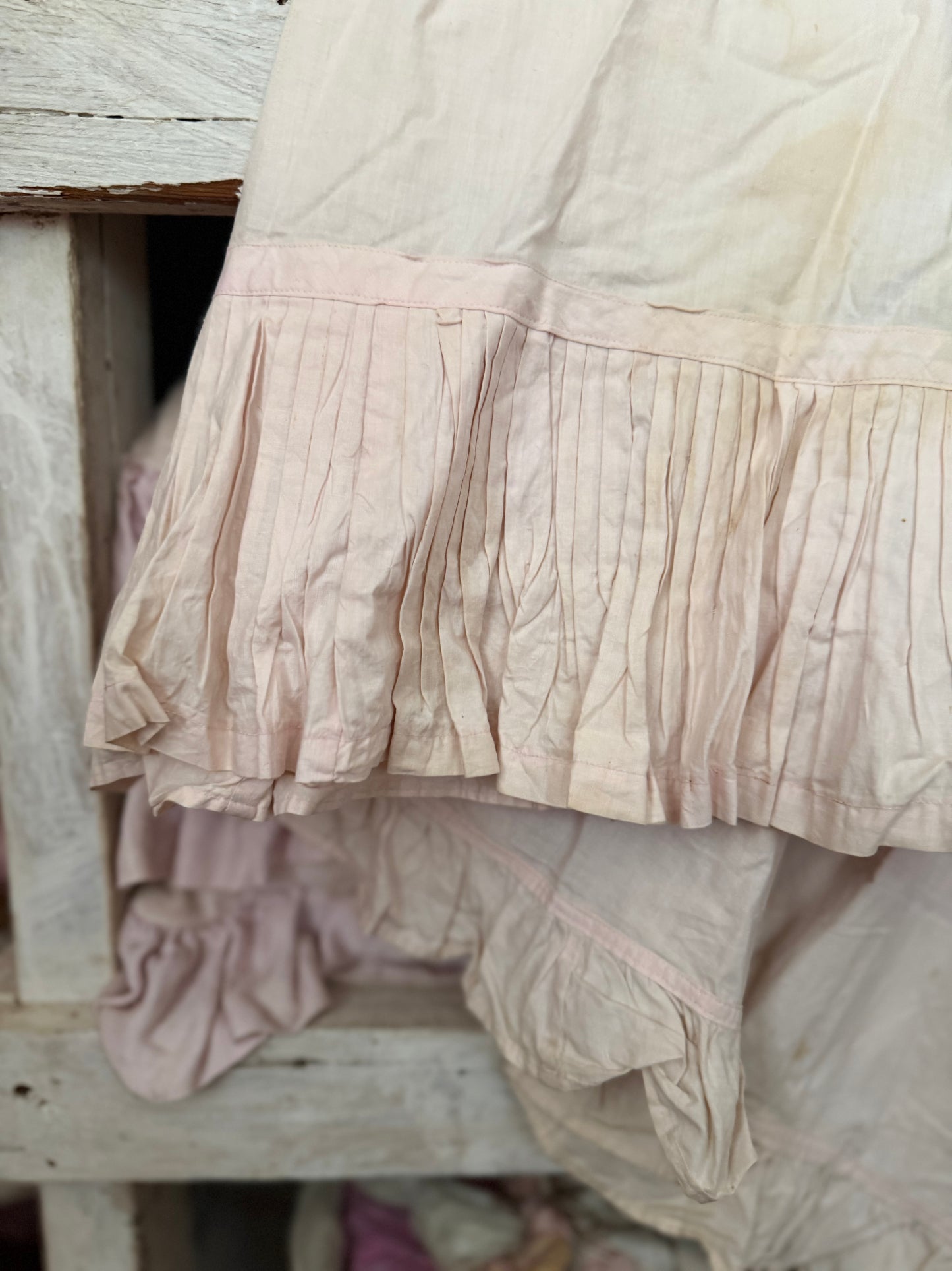 Antique Pale Pink Cotton Ruffled Hem Trained Skirt