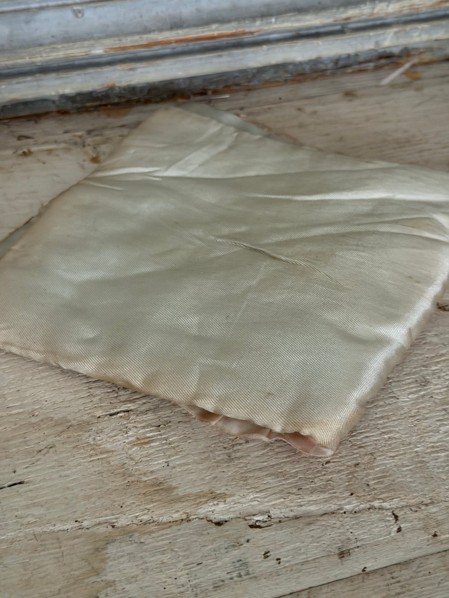 Antique Silk Ribbonwork Pouch Holder