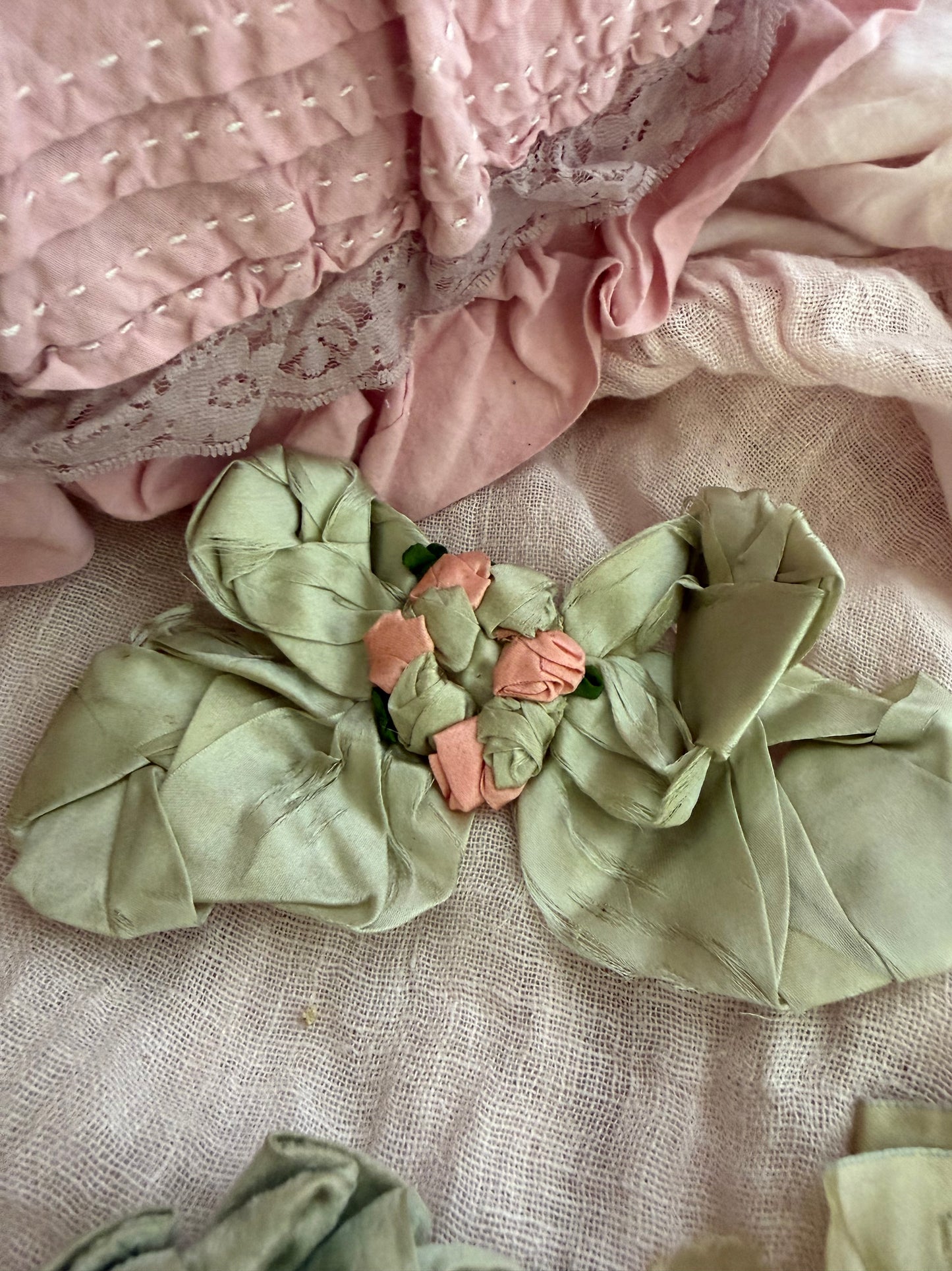Collection Antique Pink Blue Silk Ribbonwork Bows