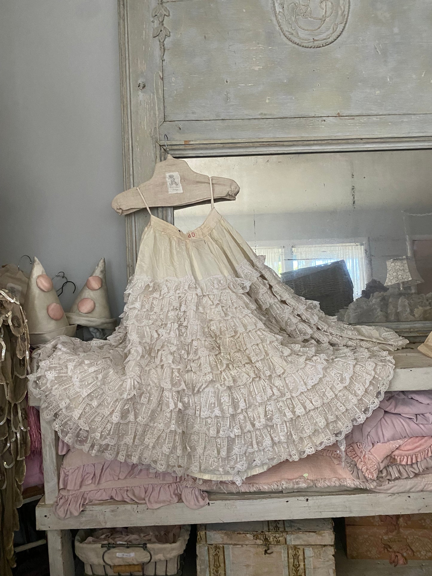 RARE Antique French Ruffled Lace Theater Ballet Skirt N0.00