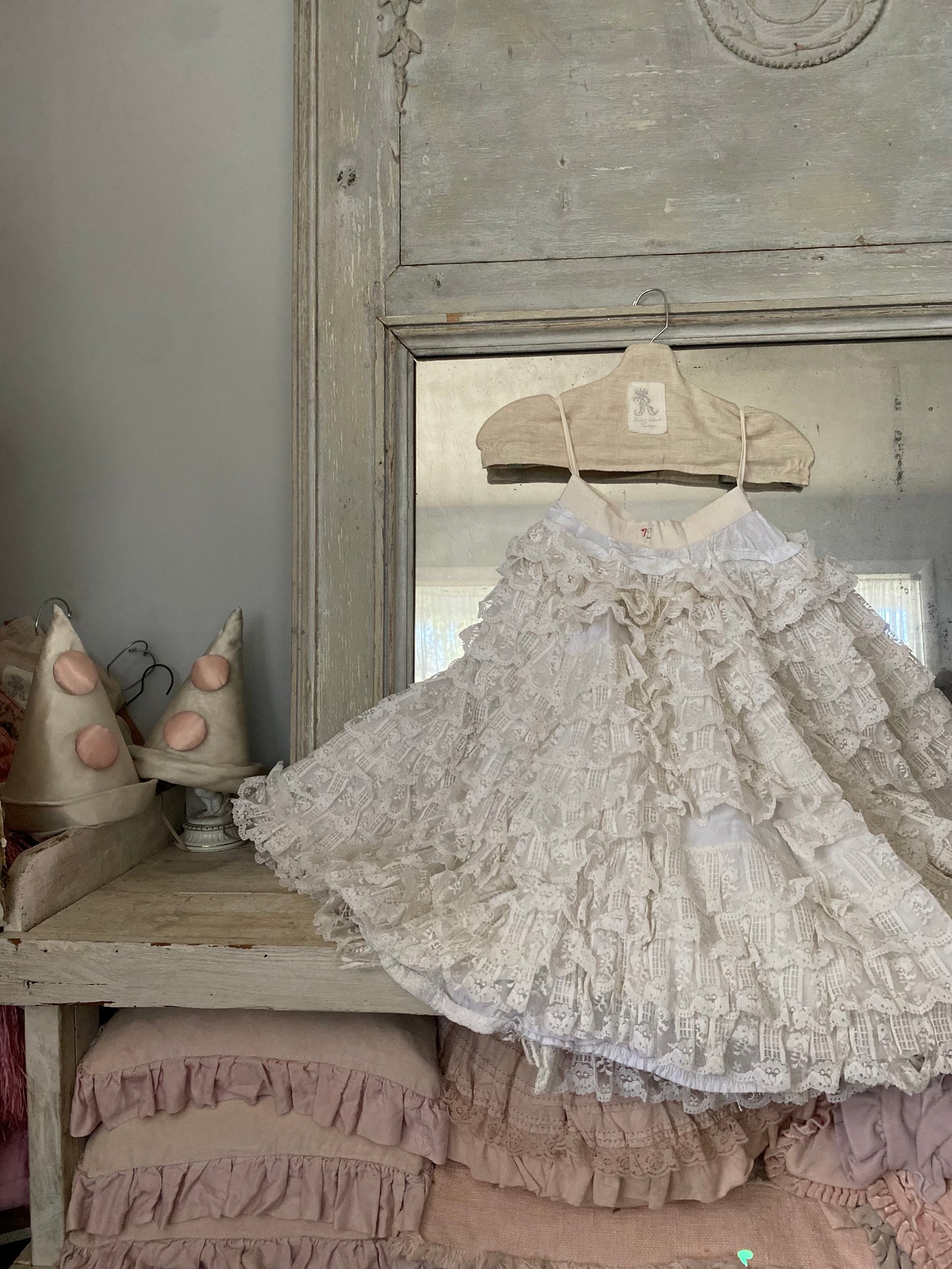 RARE Antique French Ruffled Lace Theater Ballet Skirt N0.19
