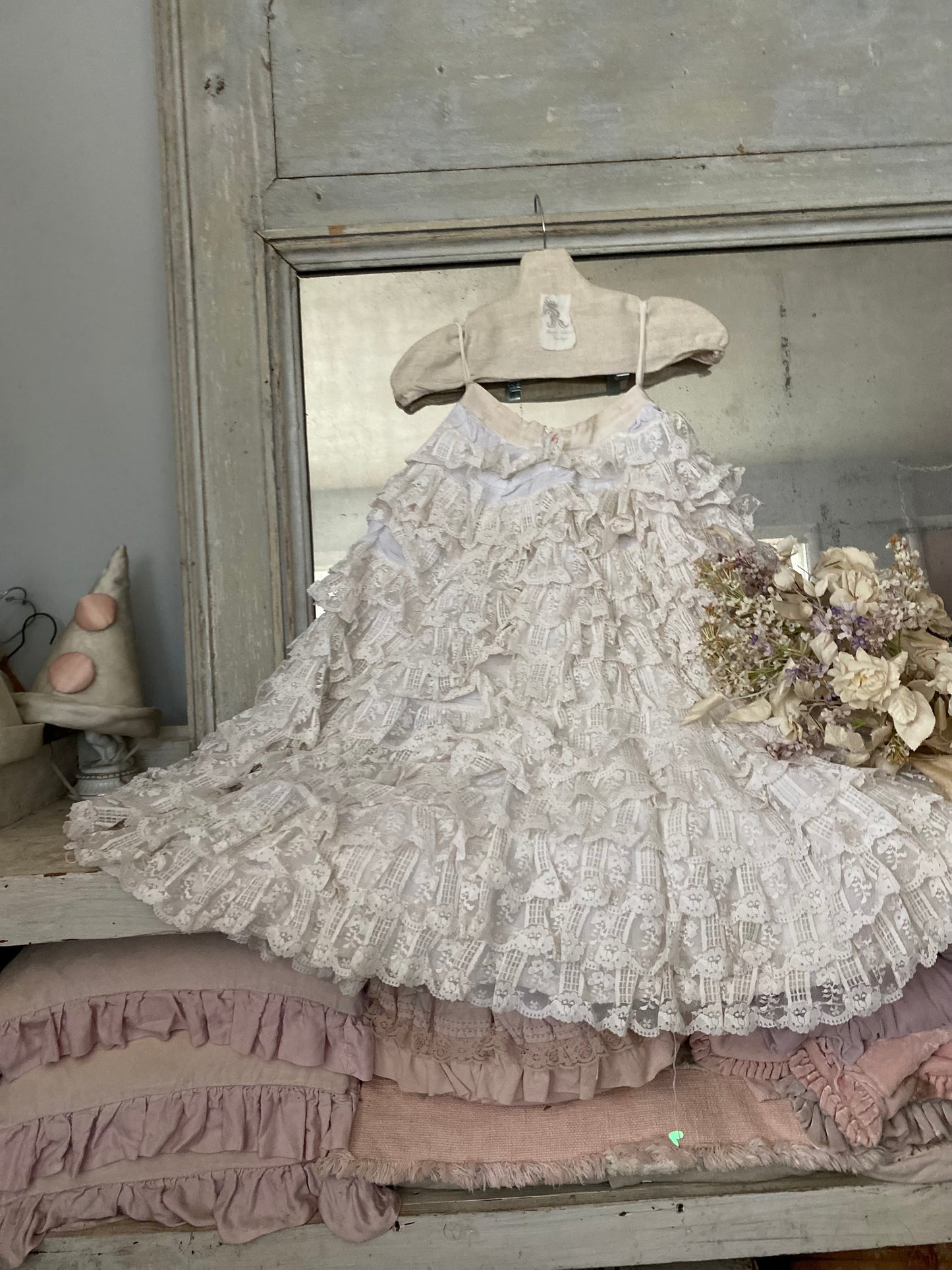 RARE Antique French Ruffled Lace Theater Ballet Skirt N0.6