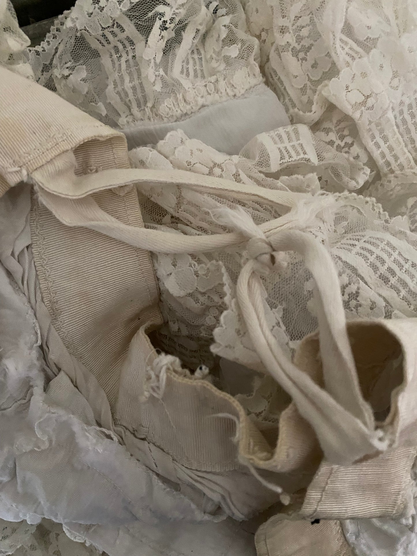 RARE Antique French Ruffled Lace Theater Ballet Skirt N0.6