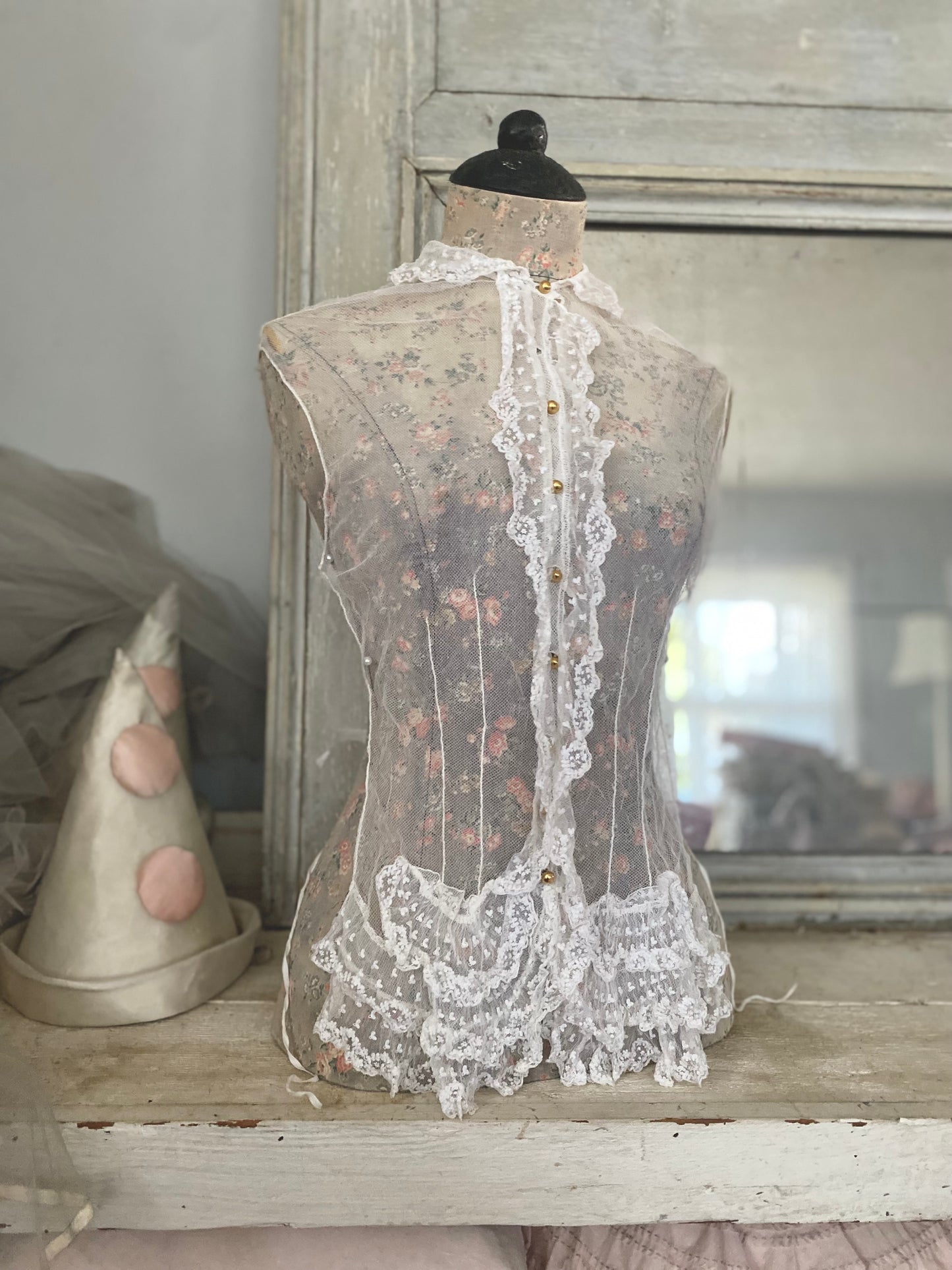 Antique Ruffled Lace Dickey