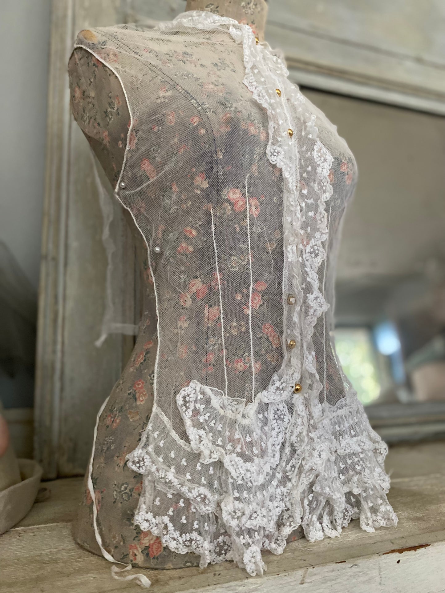 Antique Ruffled Lace Dickey