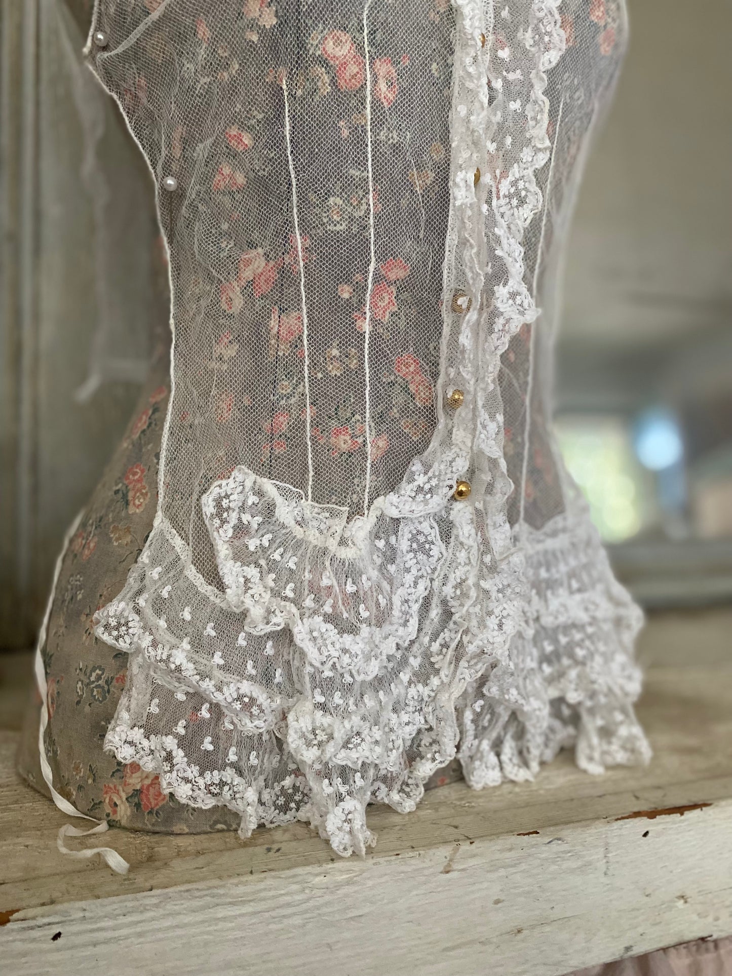 Antique Ruffled Lace Dickey