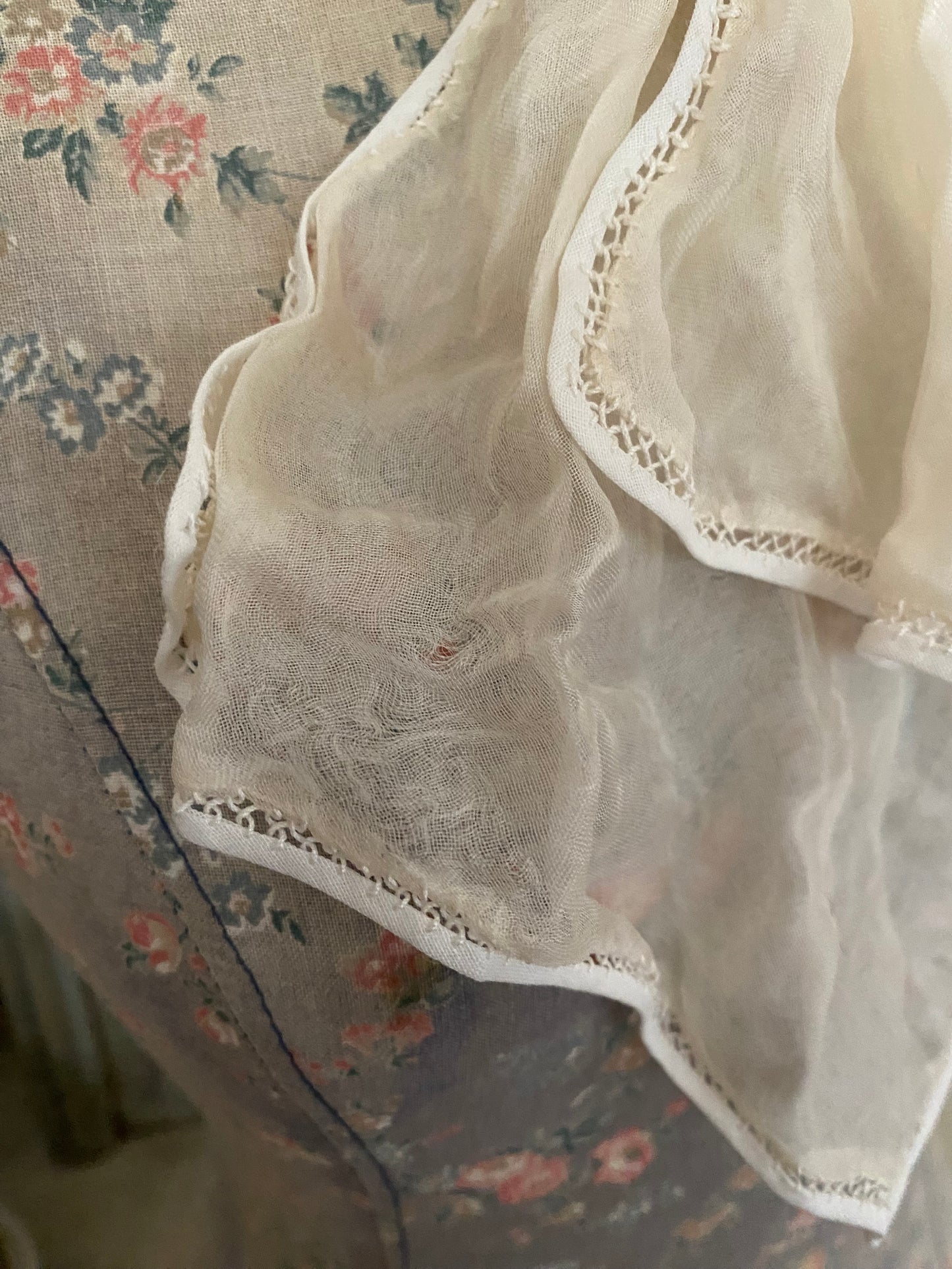 Antique Silk Lace Trim Ascot Collar Bow