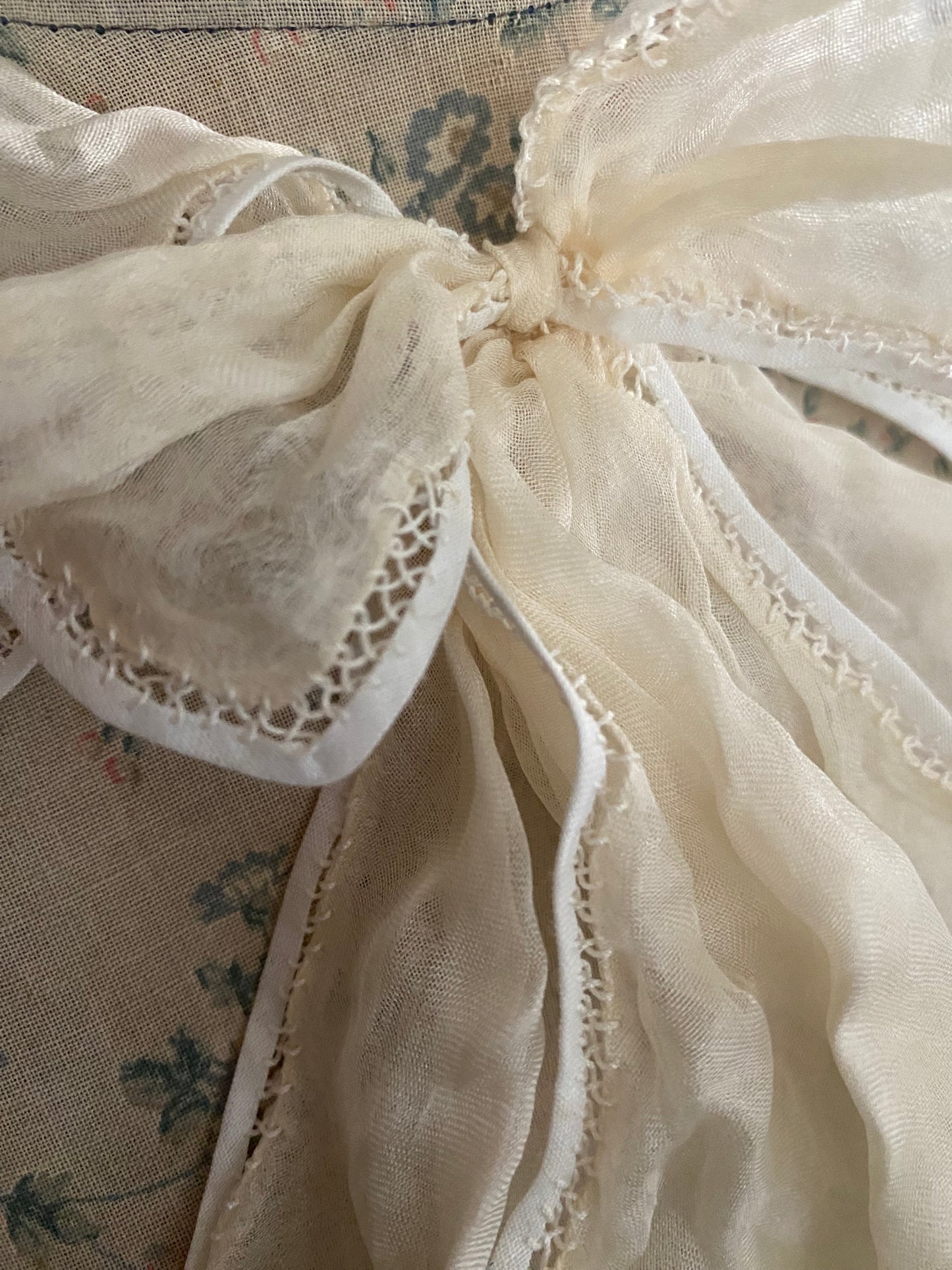 Antique Silk Lace Trim Ascot Collar Bow