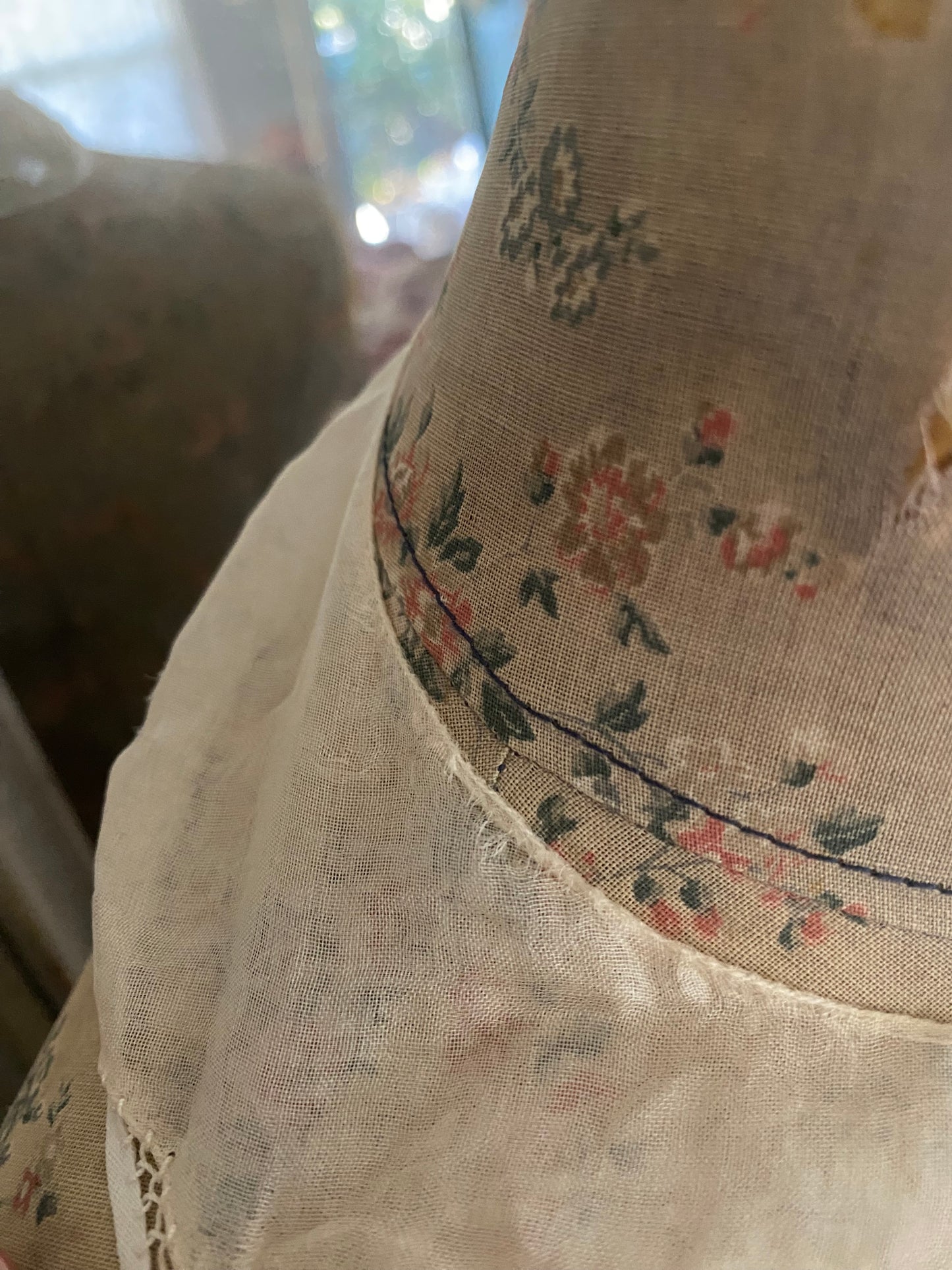 Antique Silk Lace Trim Ascot Collar Bow