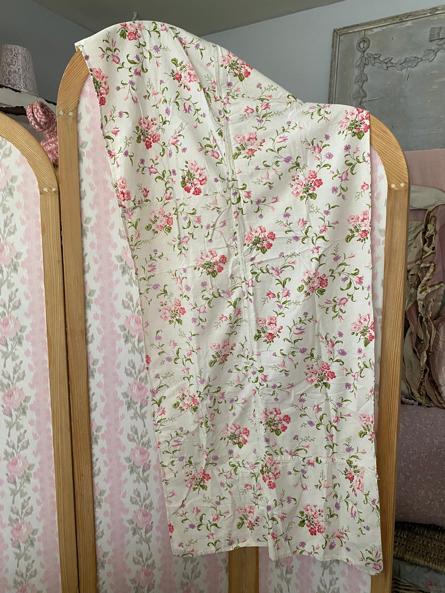 Vintage French Fabric White Pink Lavender Flowers
