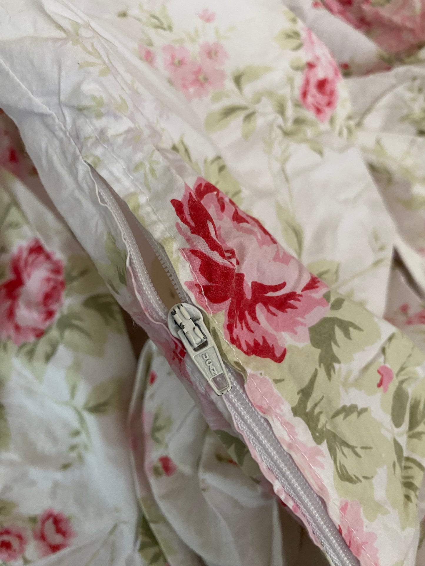 Rachel Ashwell Shabby Chic Couture Wildflower Queen Duvet