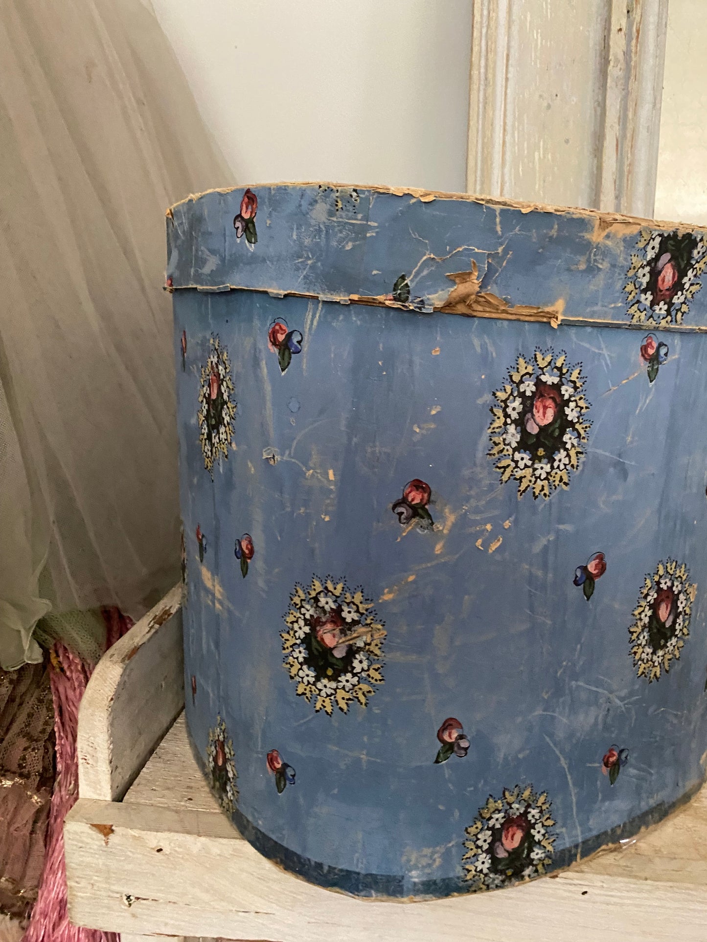 Antique Hat Box Faded Blue Hand Painted Wallpaper