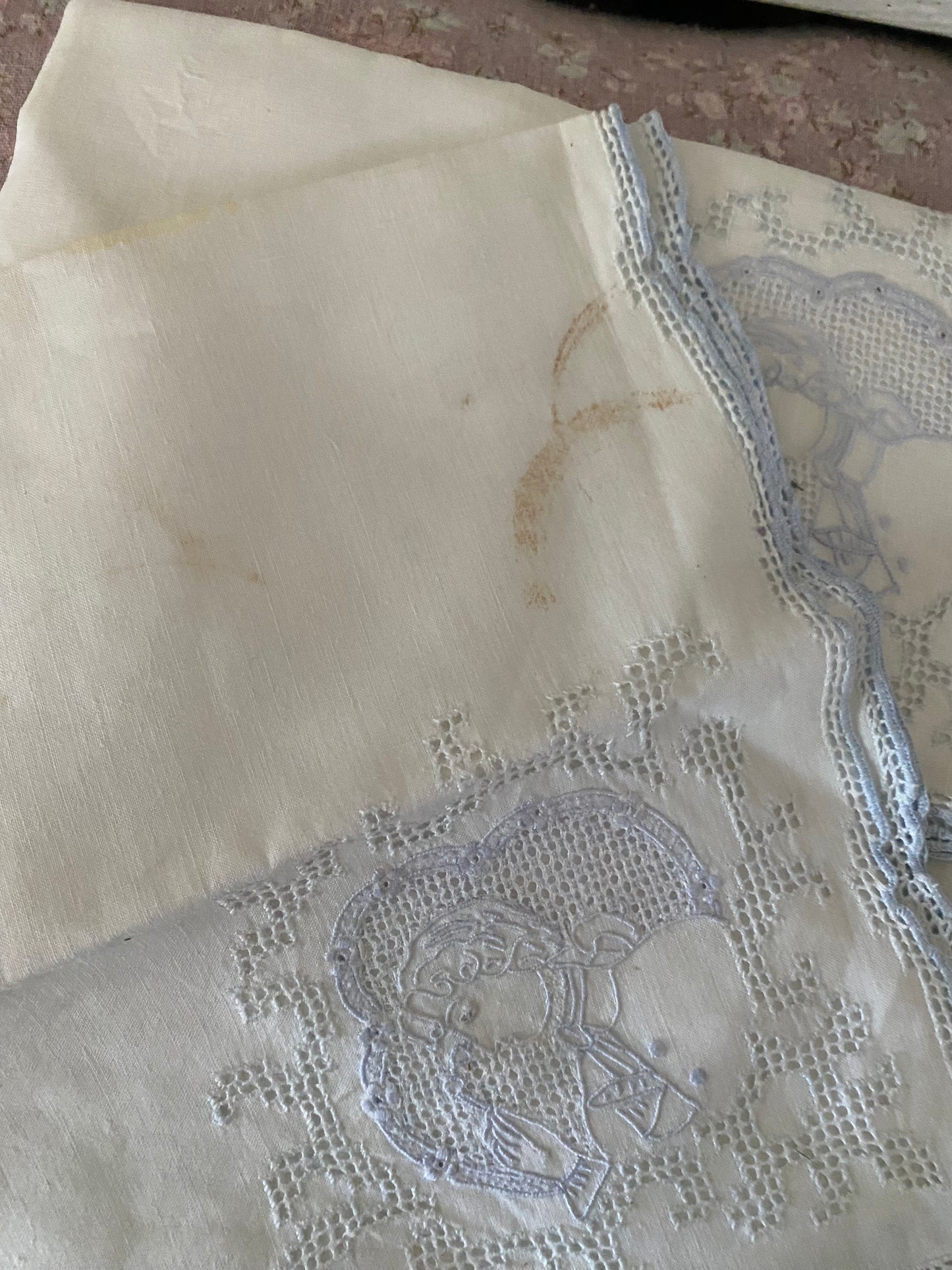 Antique Linen Blue Figural Lace Napkins