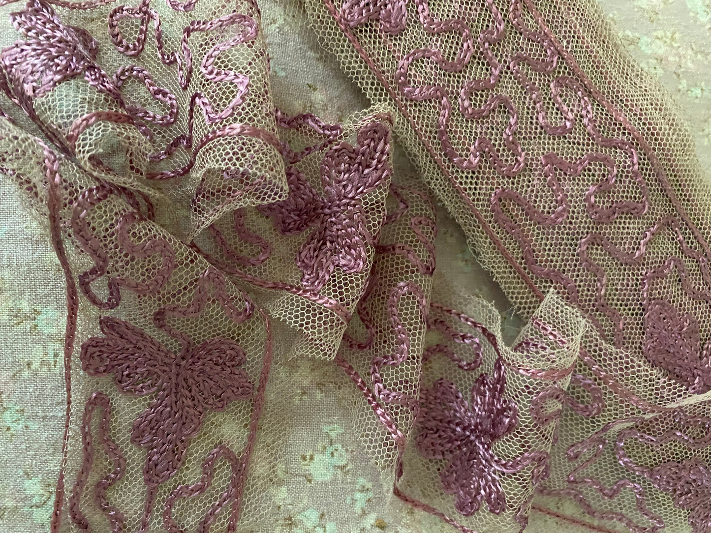 Antique Purple Mauve Silk Embroidered Tulle Lace Trim