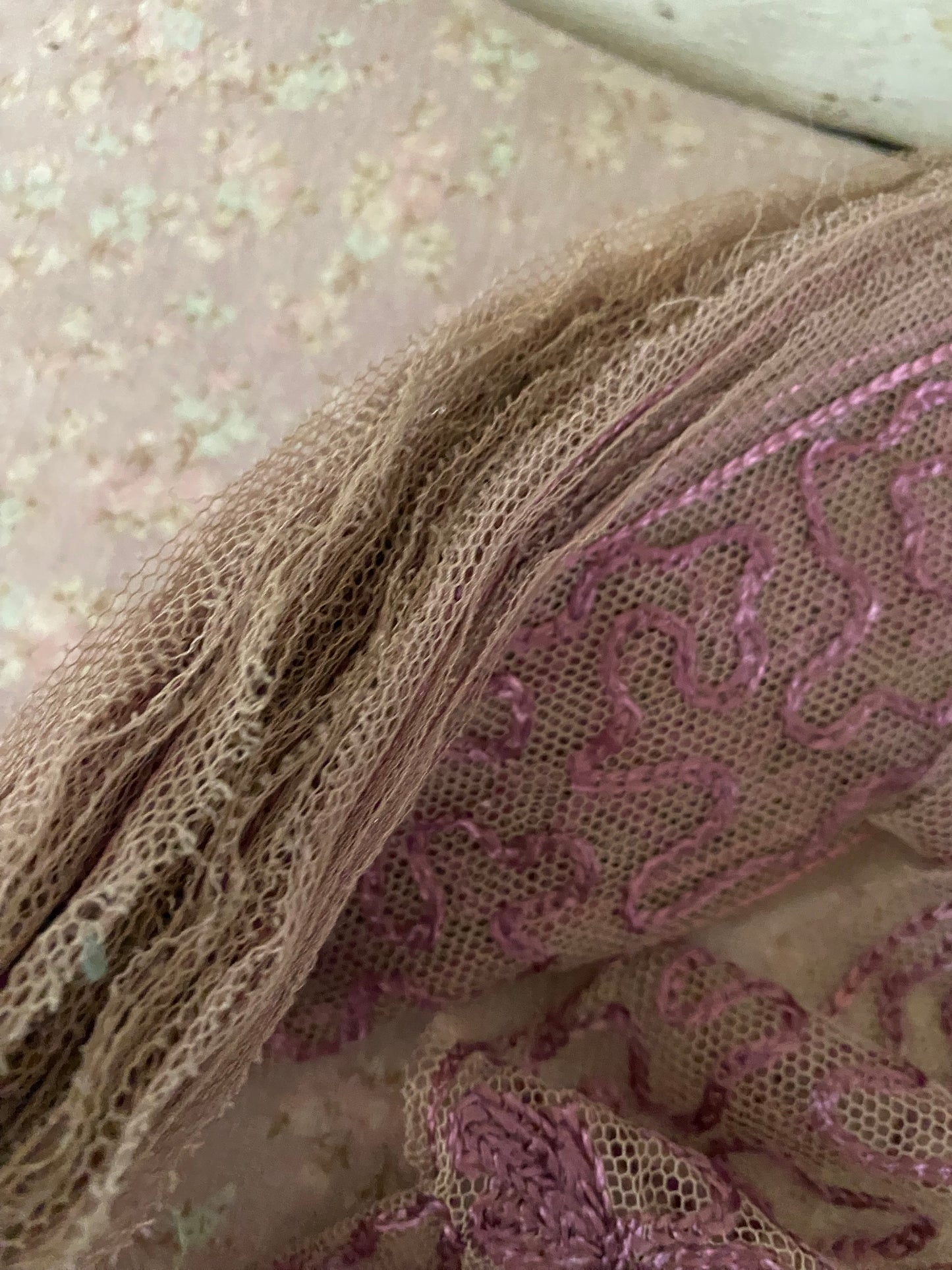 Antique Purple Mauve Silk Embroidered Tulle Lace Trim