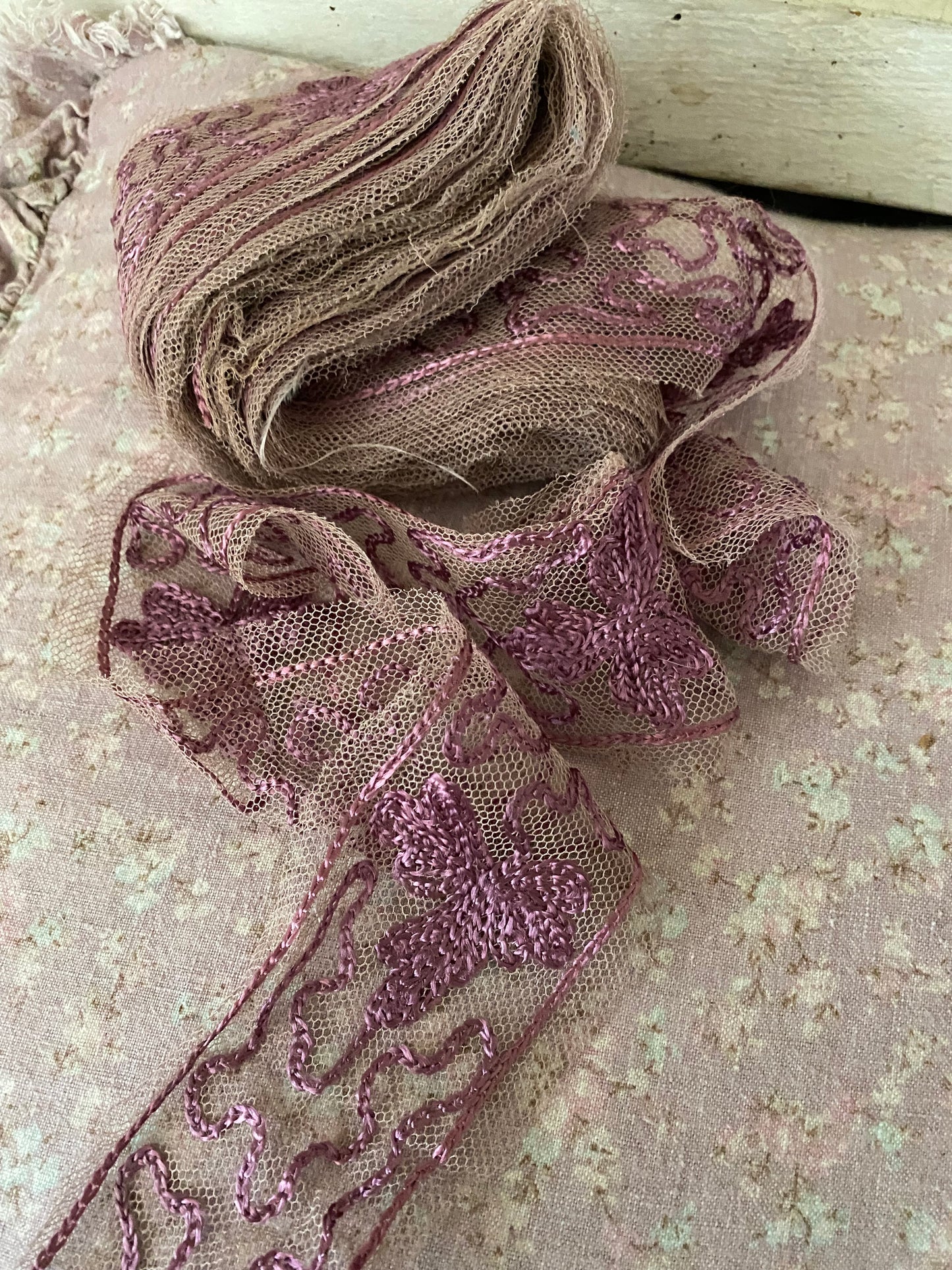 Antique Purple Mauve Silk Embroidered Tulle Lace Trim