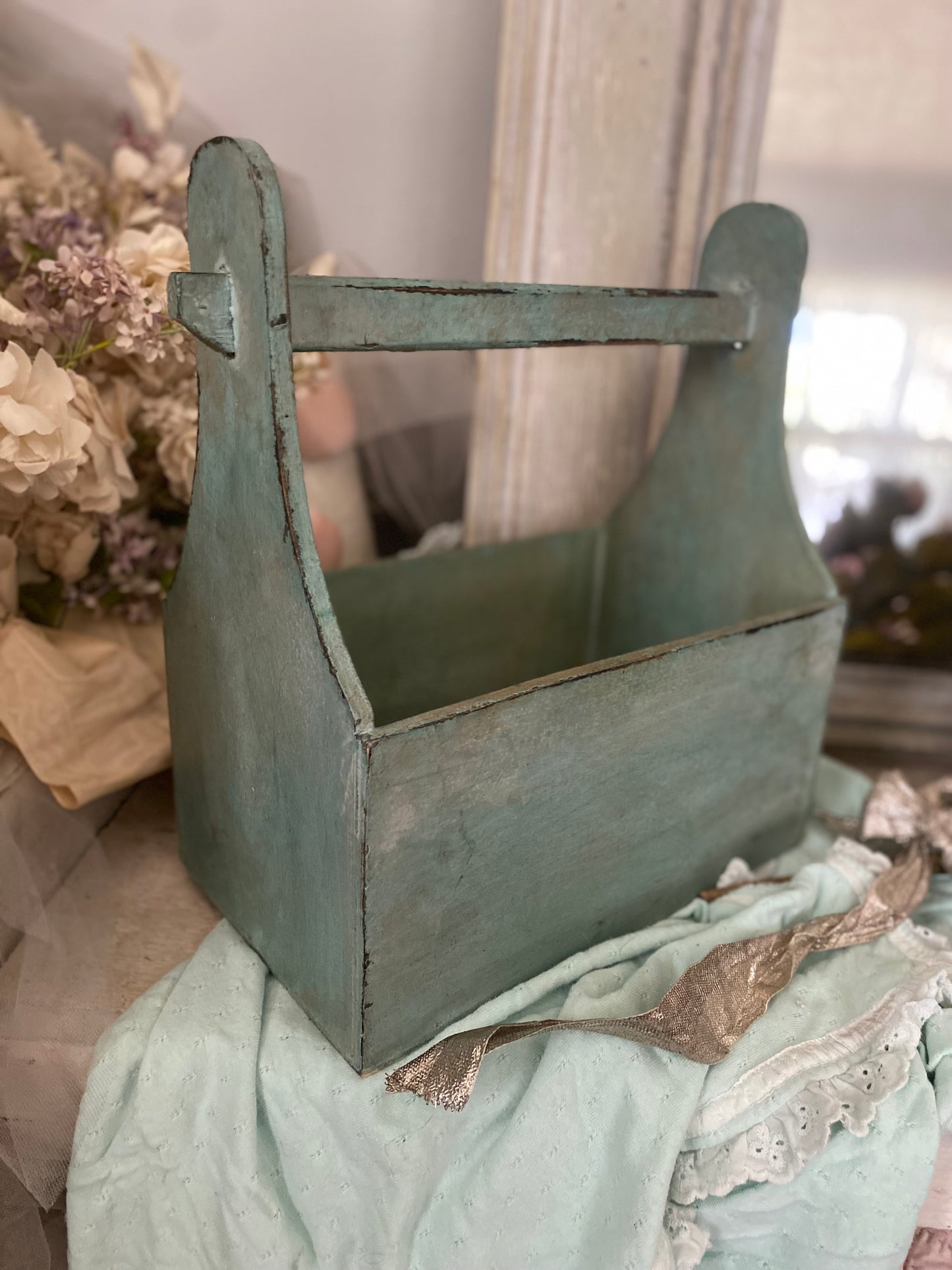 Vintage Chippy Painted Wood Caddy
