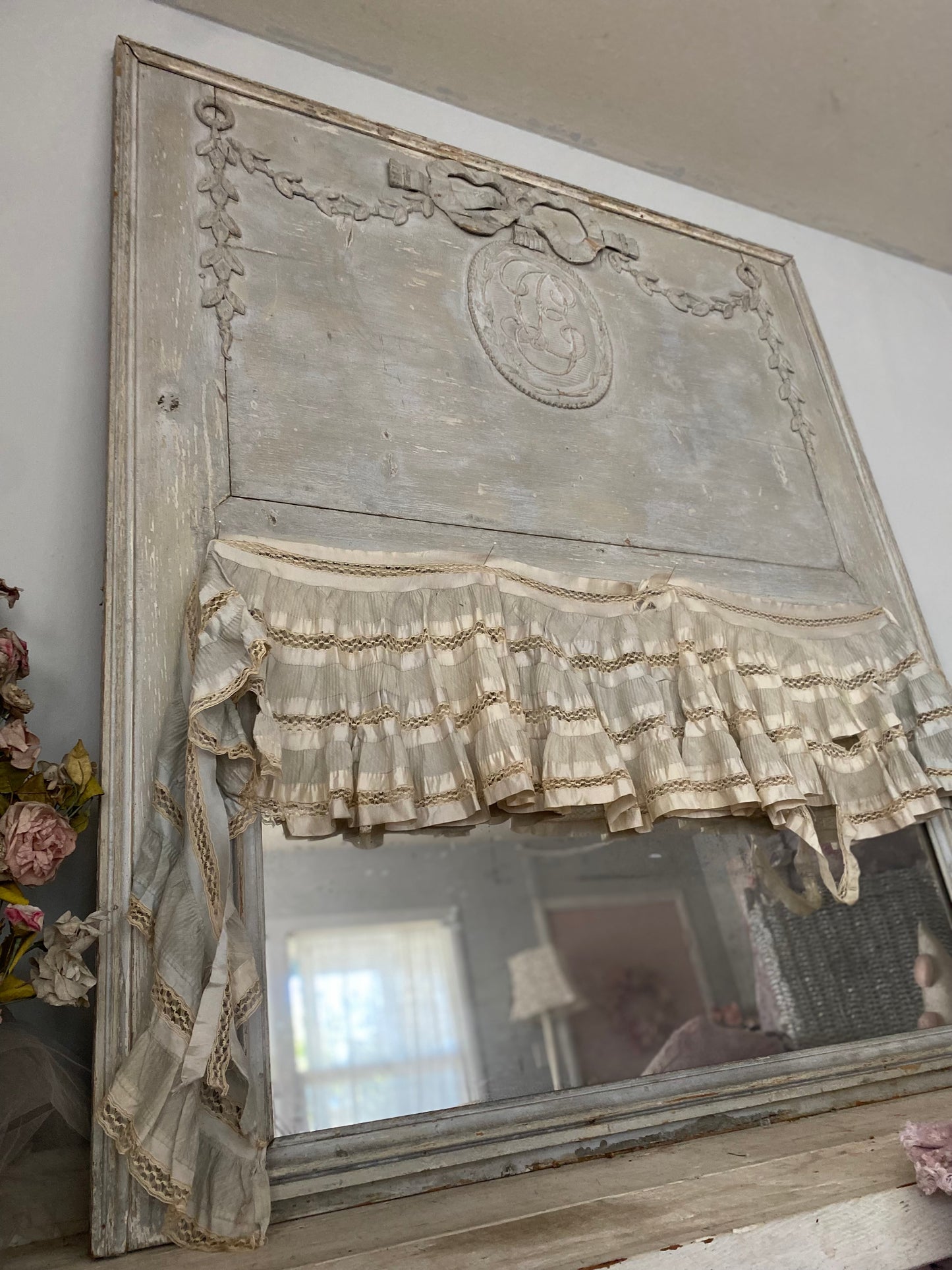 Antique Pale Blue Silk Lace Ruffled Pelmet