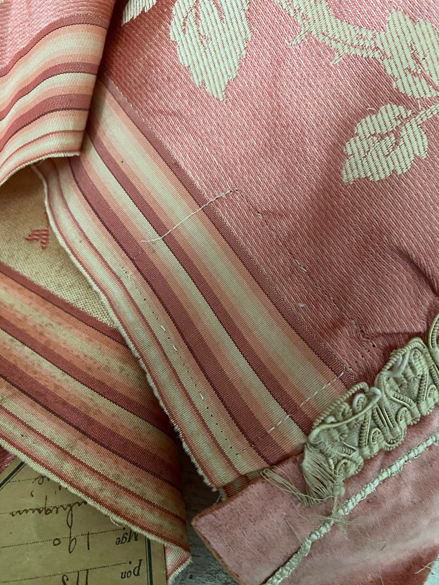 Rachel Ashwell RASSC Antique Mauve Pink French Silk Pelmet