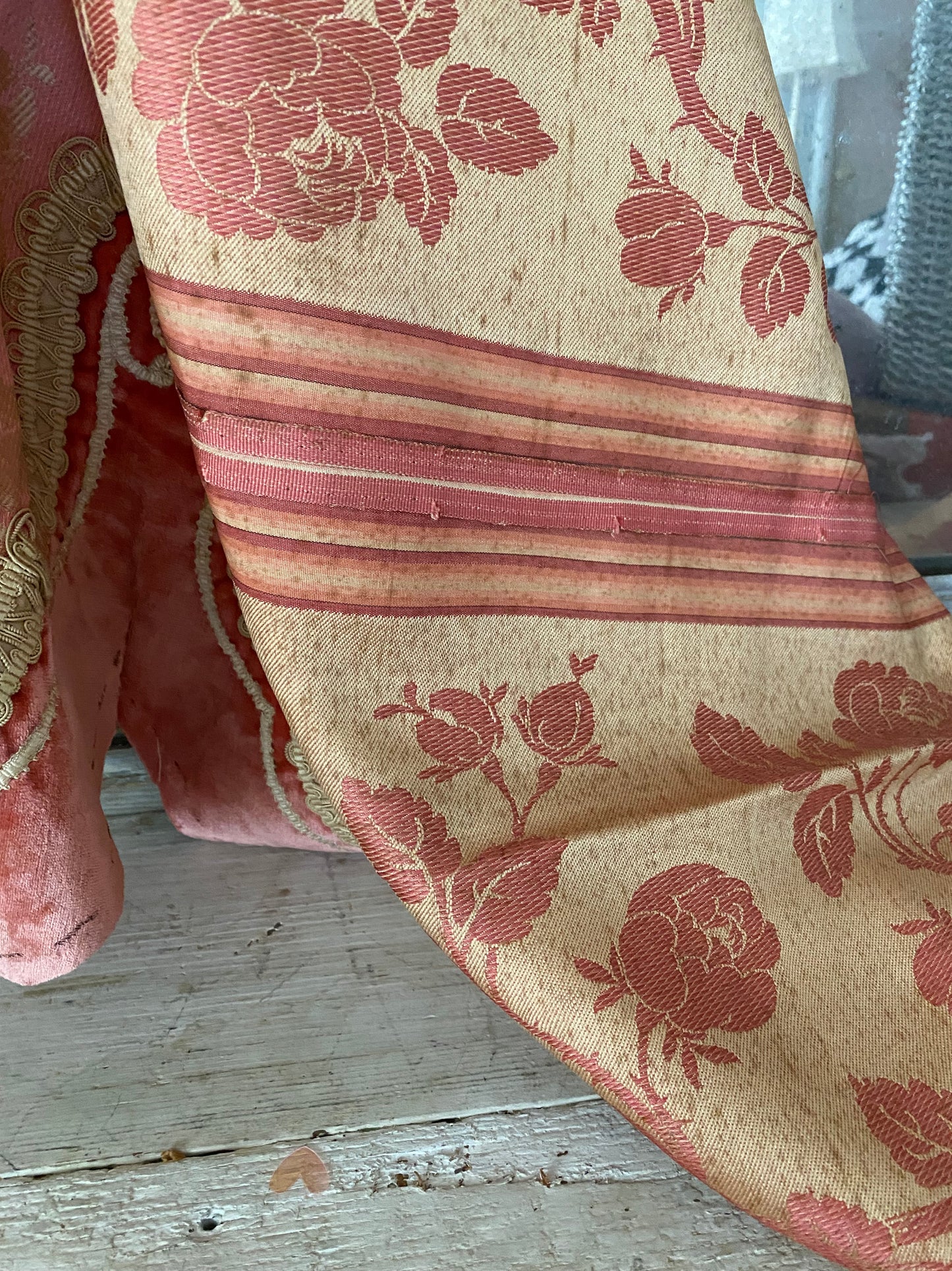 Rachel Ashwell RASSC Antique Mauve Pink French Silk Pelmet