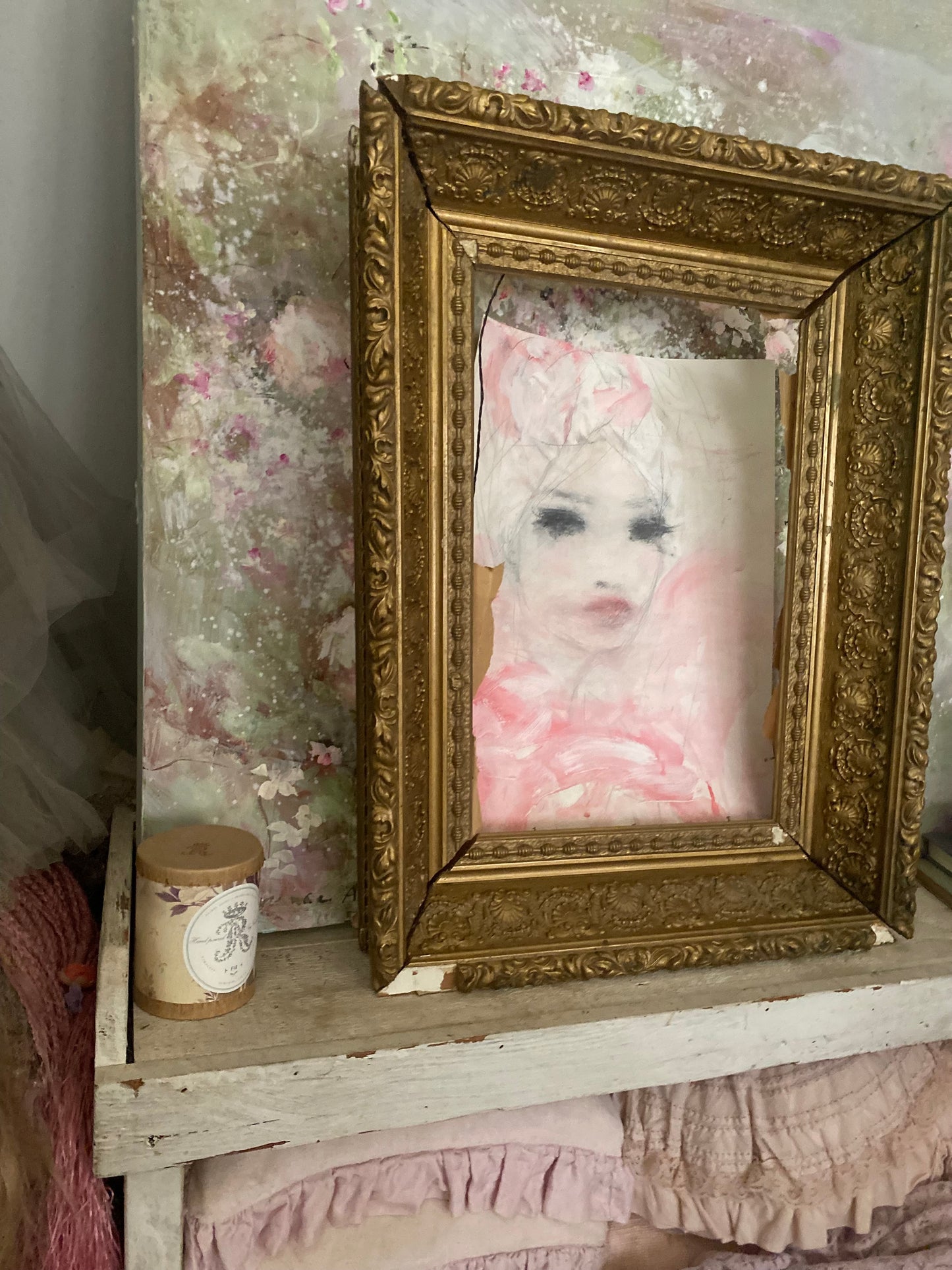 Antique Italian Gold Gesso Shell Frame
