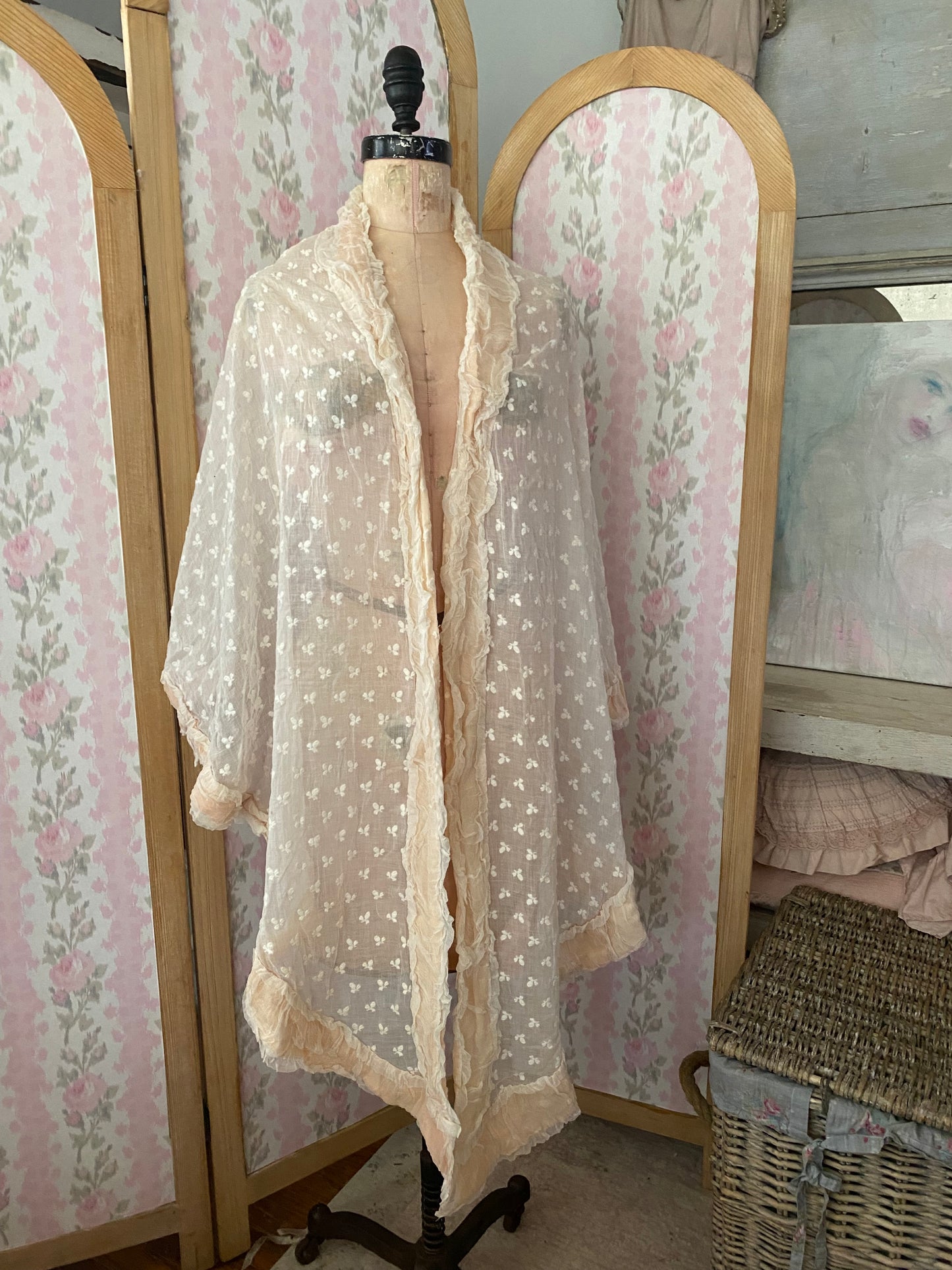 Antique White Pink Shawl